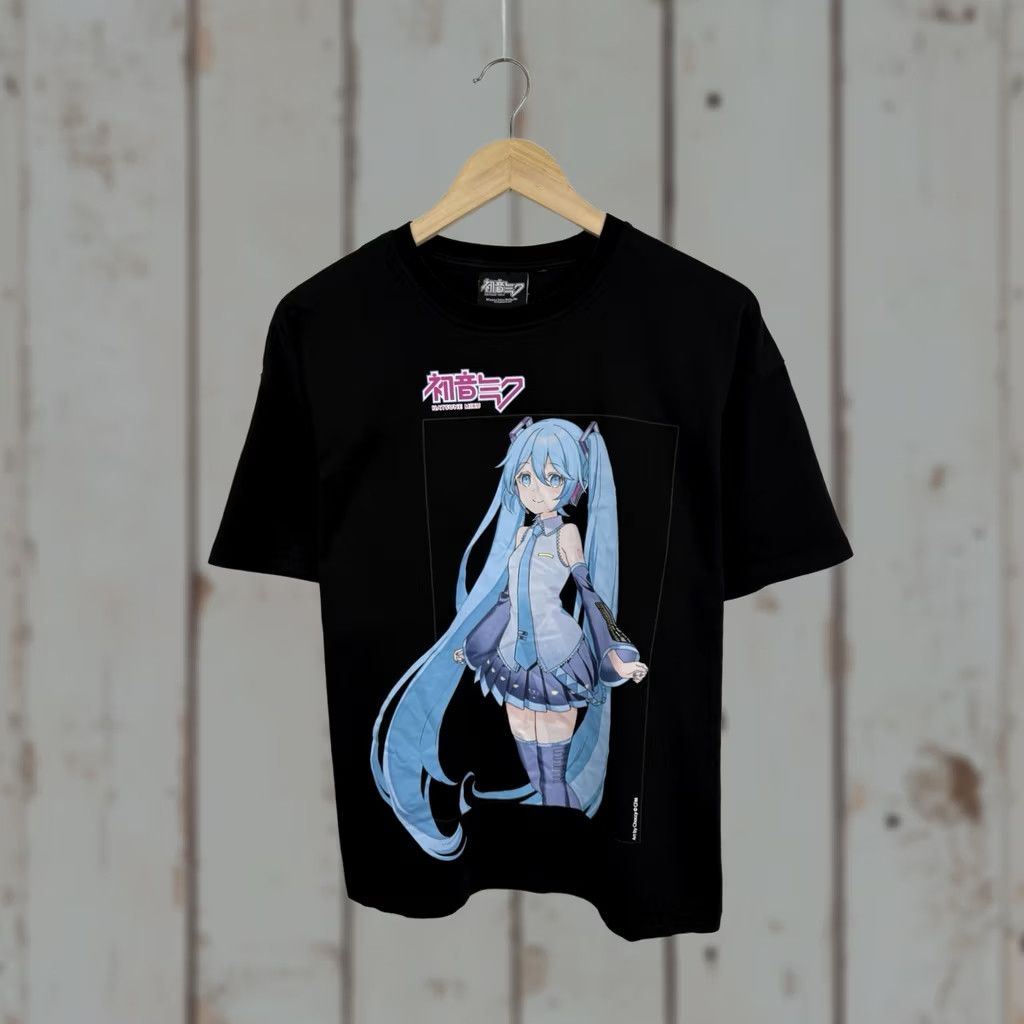 Vintage VINTAGE Hatsune Miku T-Shirt Mens M Black Art by Choocy CFM T-Shirt Size M Size US M / EU 48-50 / 2 - 1 Thumbnail