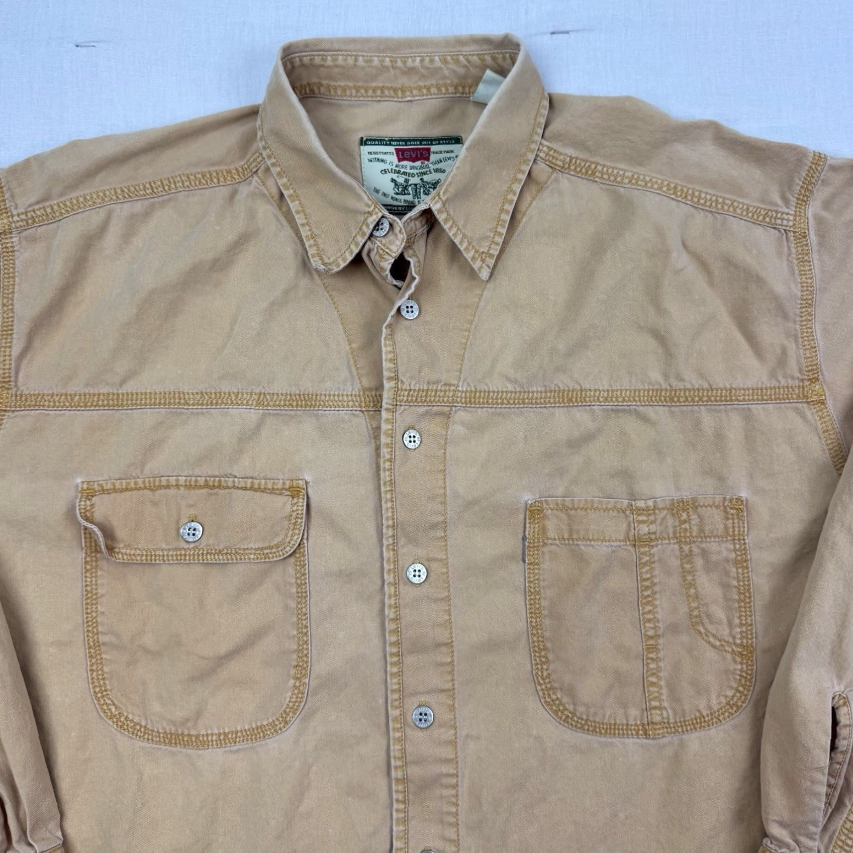 Levi's VINTAGE Levi's Button-Up Shirt Western Cowboy 90s Adult Large Beige Mens Shirt Regular 90s Cowboys Size US L / EU 52-54 / 3 - 3 Thumbnail