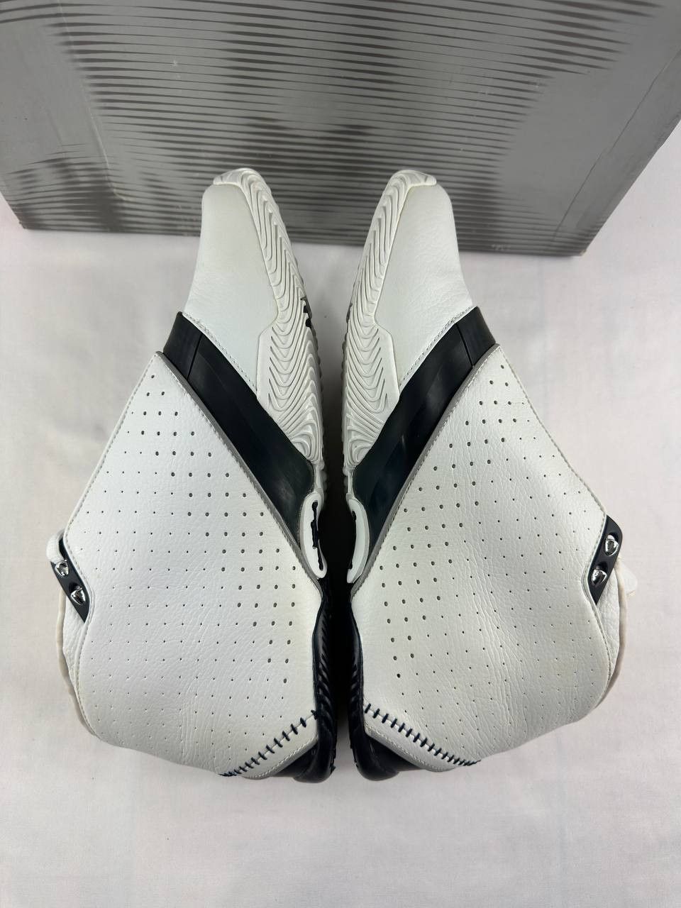 Nike Nike Air Jordan Jumpman Jet 2004 Basketball Shoes Size US 13 / EU 46 - 6 Thumbnail