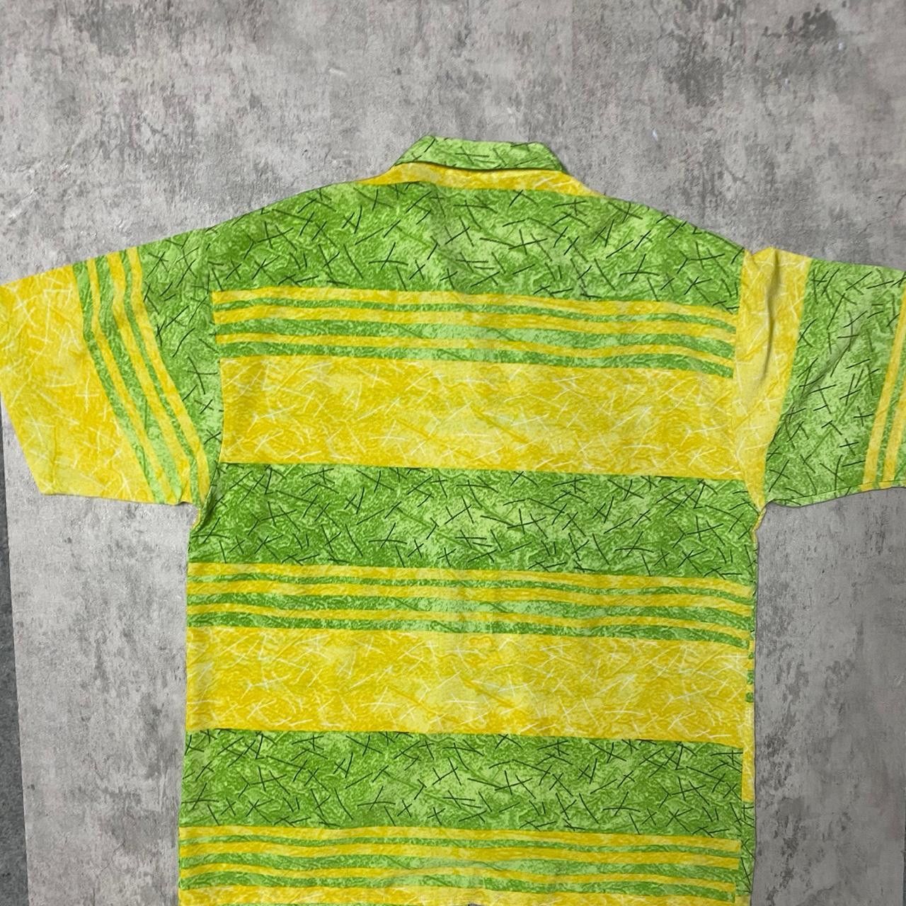 Other Green & yellow striped button-down shirt with a relaxed Size US L / EU 52-54 / 3 - 4 Thumbnail