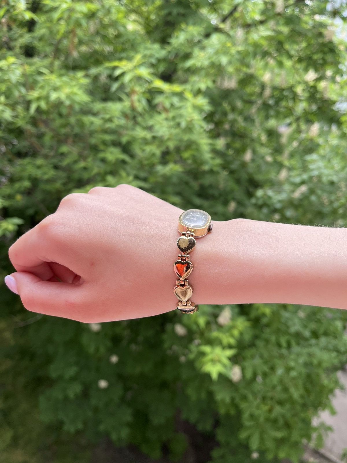 Jewelry × Vintage Vintage Luch Watch with Heart Bracelet Size ONE SIZE - 15 Thumbnail