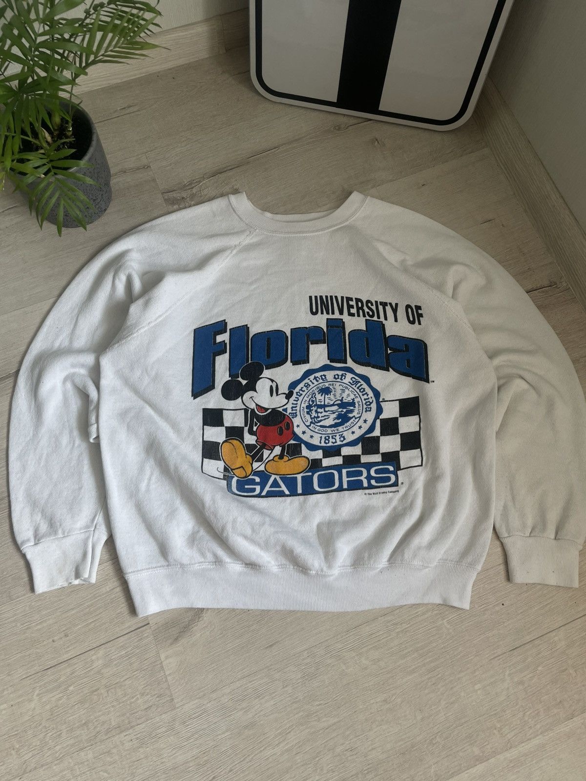 Mickey Mouse Vintage 90s Mickey Mouse Florida Sweatshirt Made In USA Y2k Size US M / EU 48-50 / 2 - 4 Thumbnail