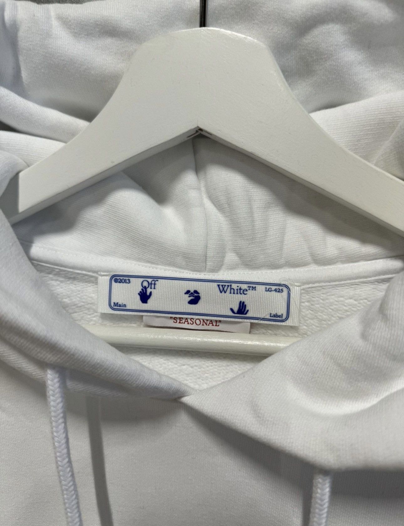 Off-White Off-White Caravaggio Crowning Hoodie NEW 800$ Size US L / EU 52-54 / 3 - 3 Thumbnail
