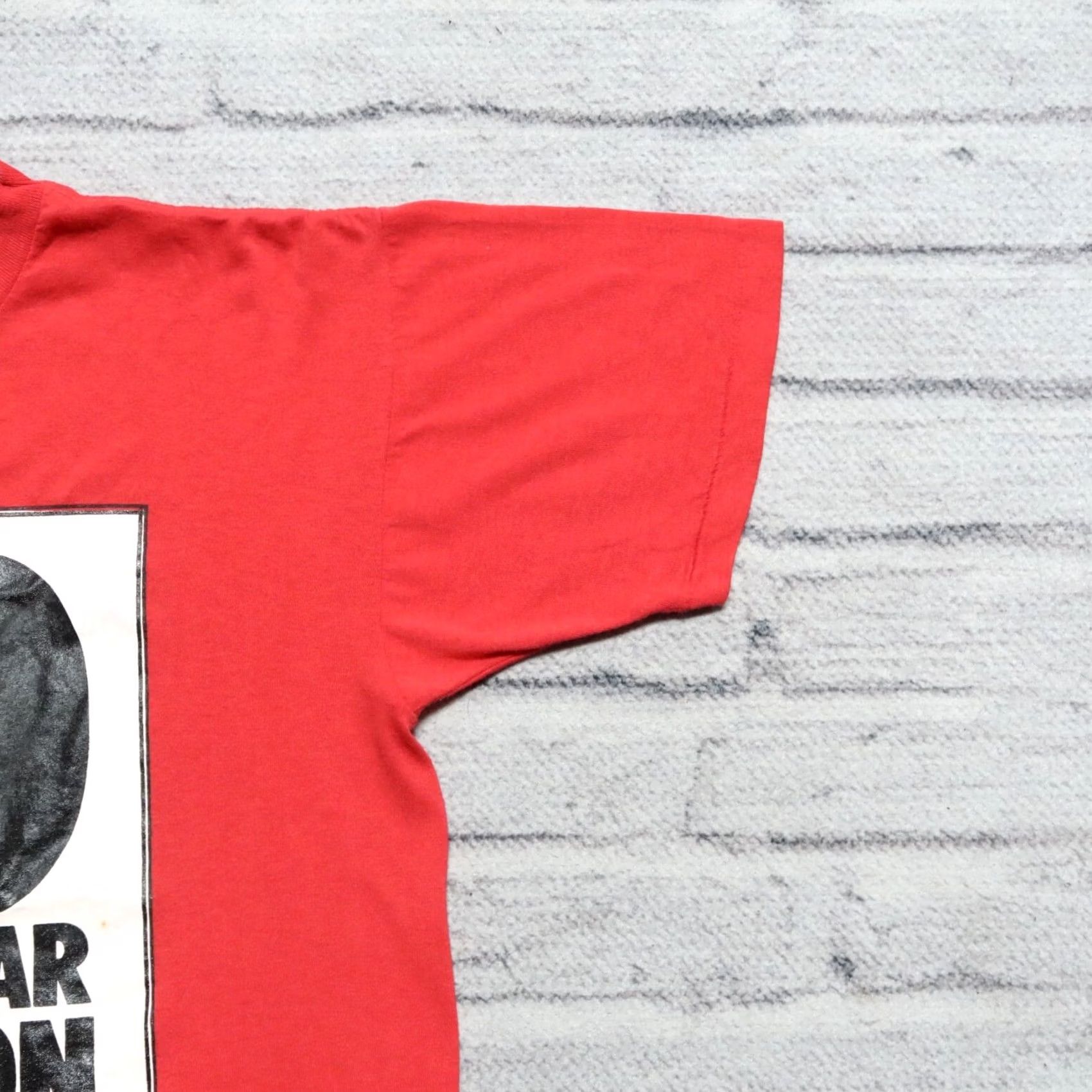Vintage VINTAGE No is a Nuclear Reaction Shirt Mens L Red 90s Size US L / EU 52-54 / 3 - 5 Thumbnail