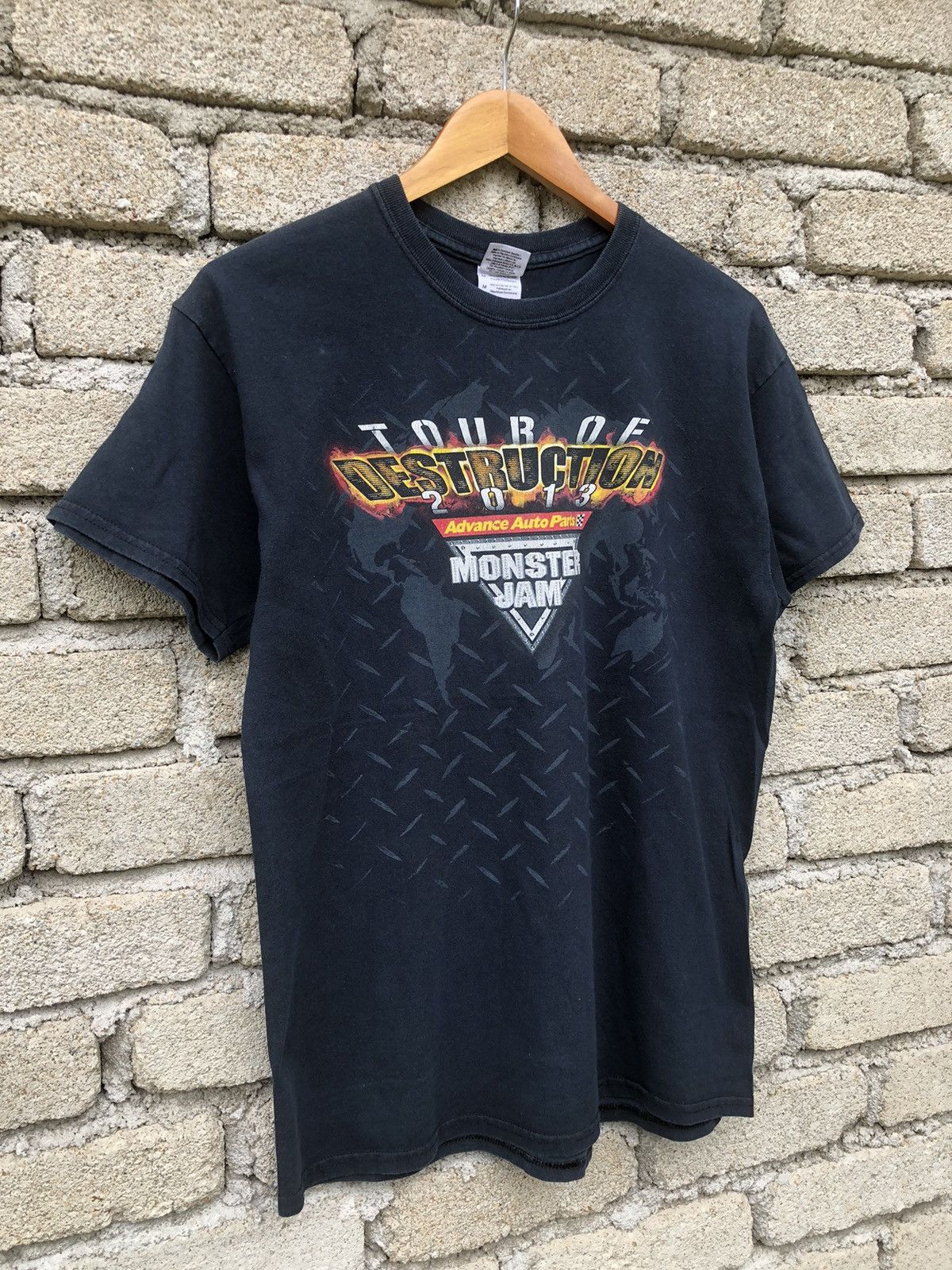 NASCAR × Vintage Vintage Y2K Tour Of Distruction Monster Jam Tshirt Size US M / EU 48-50 / 2 - 15 Thumbnail