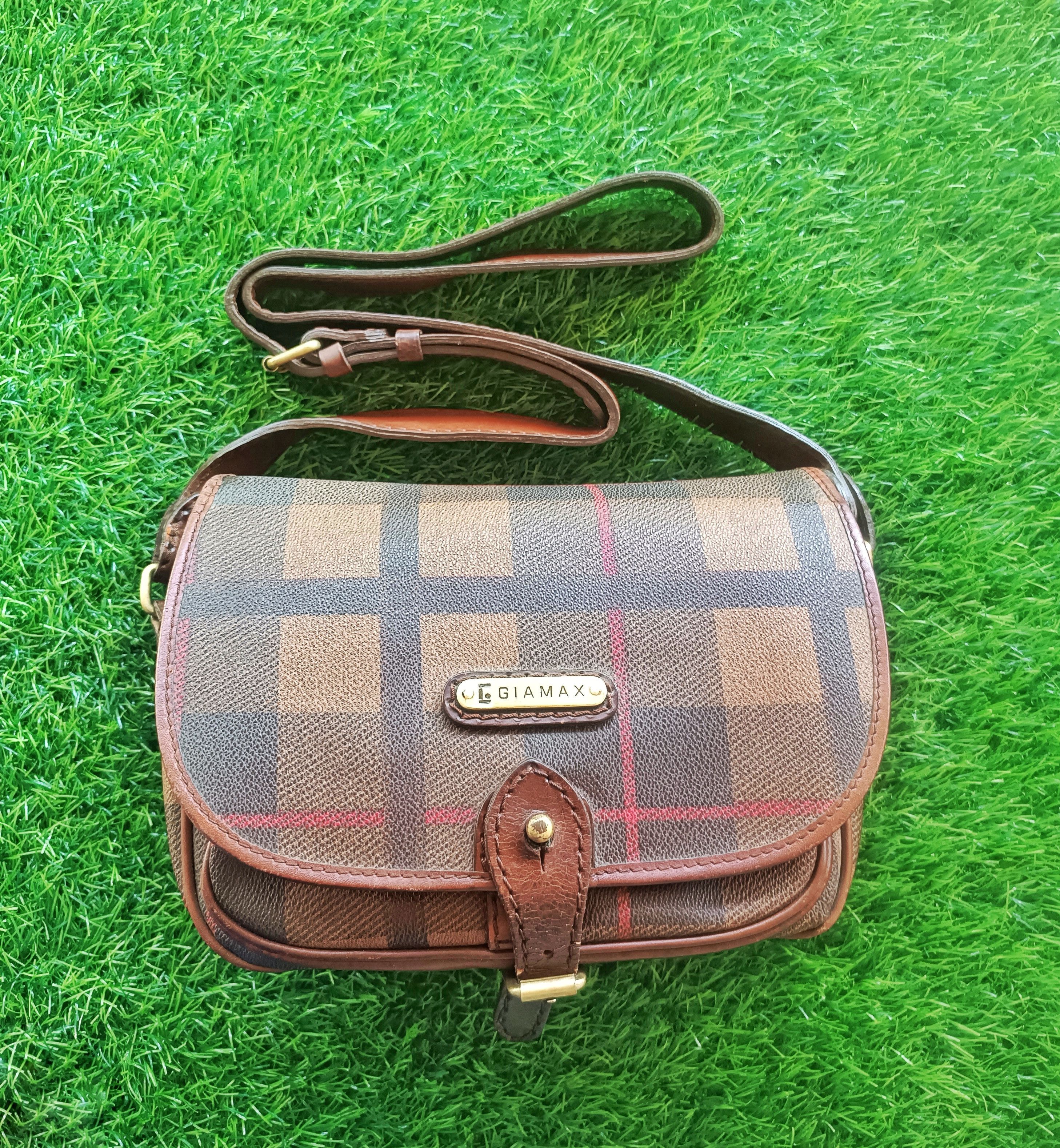 Leather × Vintage GIAMAX VINTAGE CHECK MONOGRAM LEATHER SLING BAG Size ONE SIZE - 1 Thumbnail