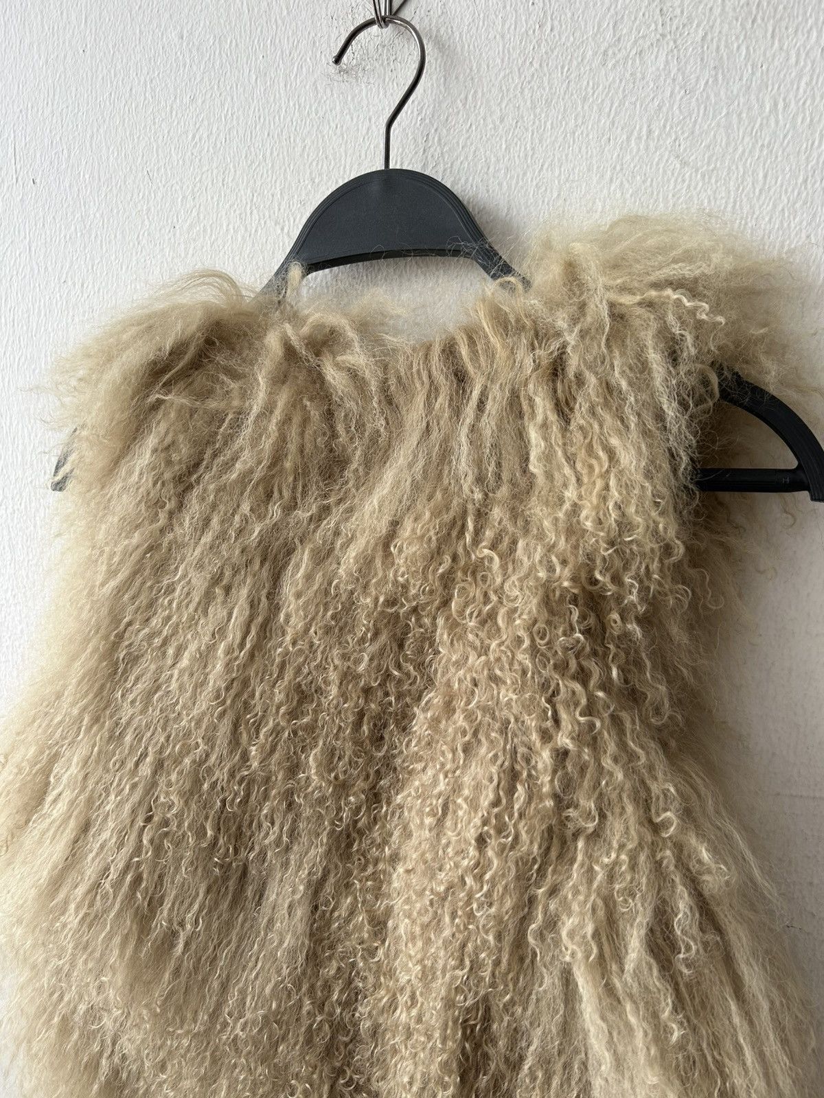 GOA GOA Sheep Fur Vest Size ONE SIZE - 10 Thumbnail
