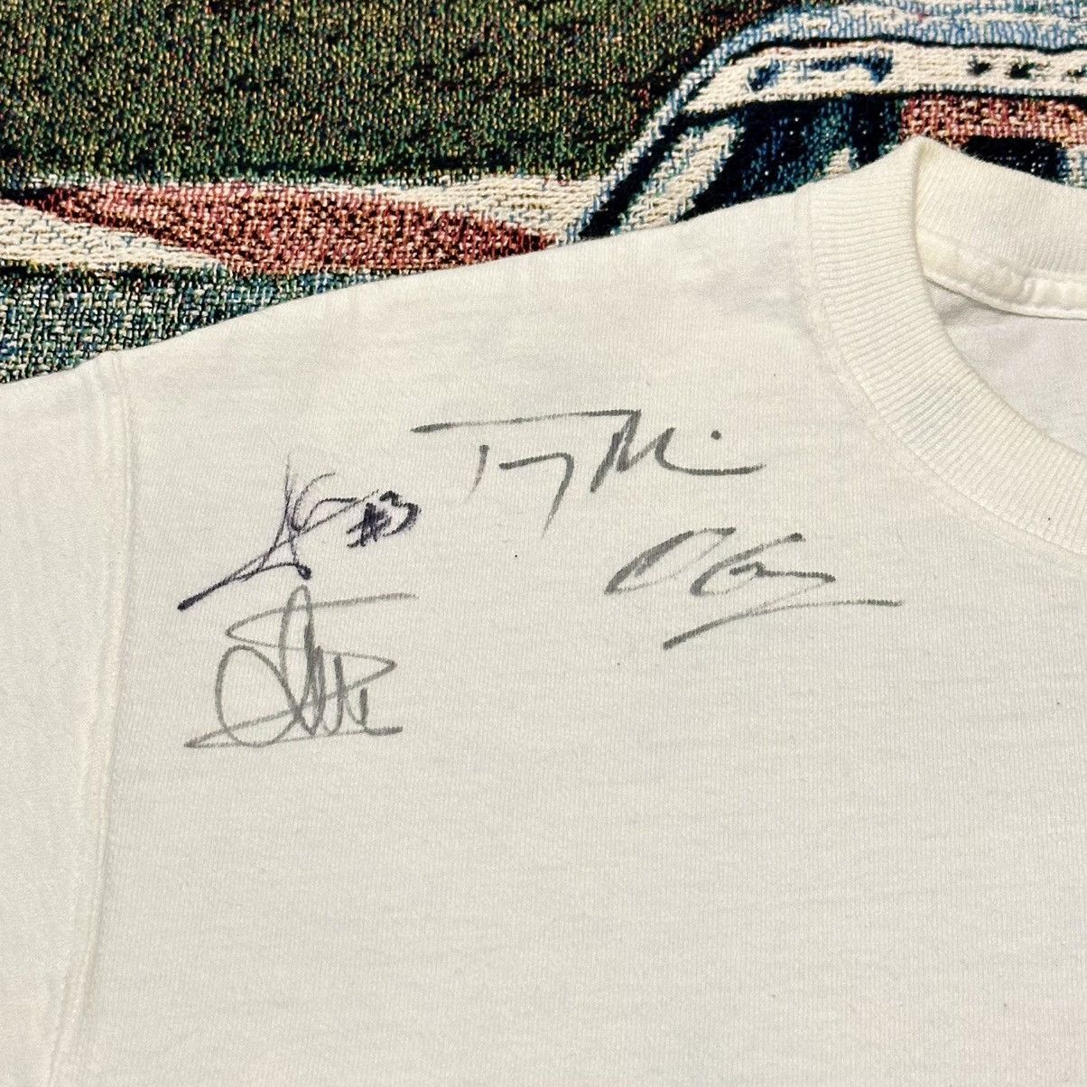 Chevrolet × Vintage Autographed - Corvette C5R Racing TSHIRT Size US M / EU 48-50 / 2 - 4 Thumbnail