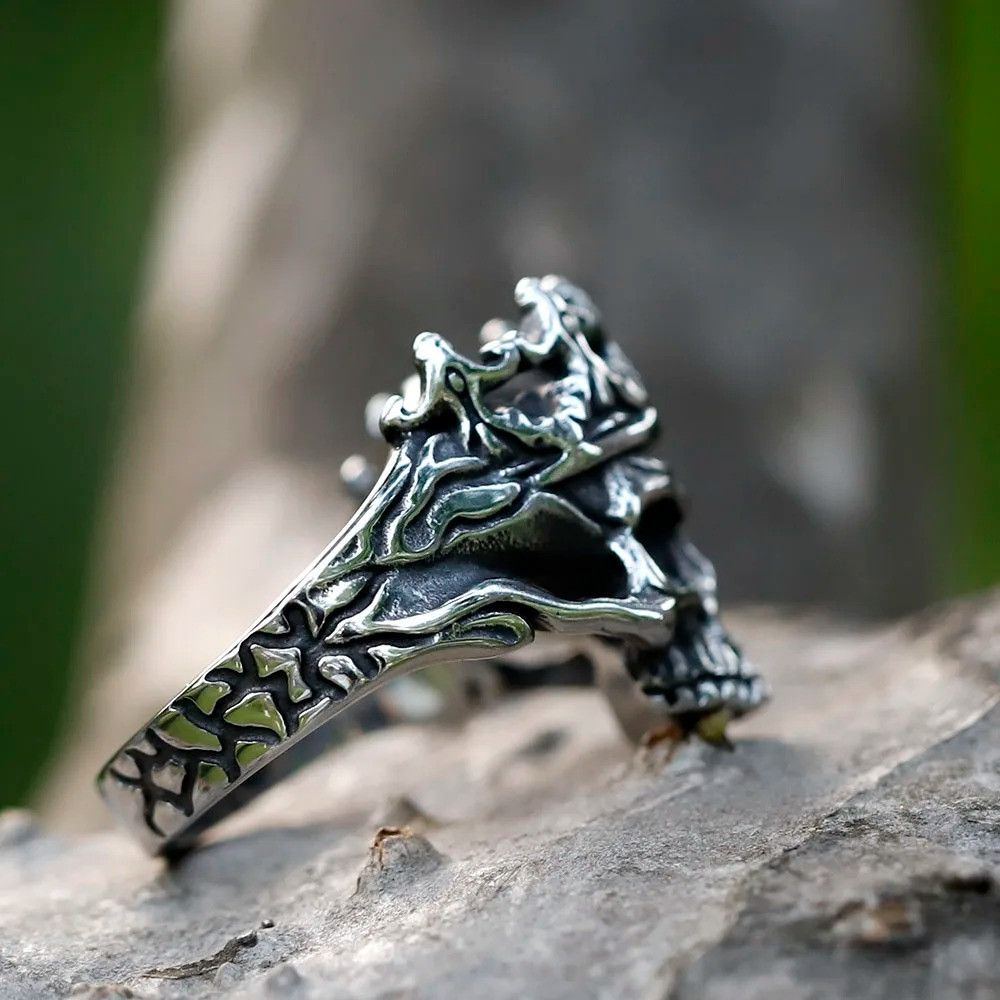 Jewelry Crown Skull Ring Streetwear Jewelry Fashion Gift Size ONE SIZE - 5 Thumbnail