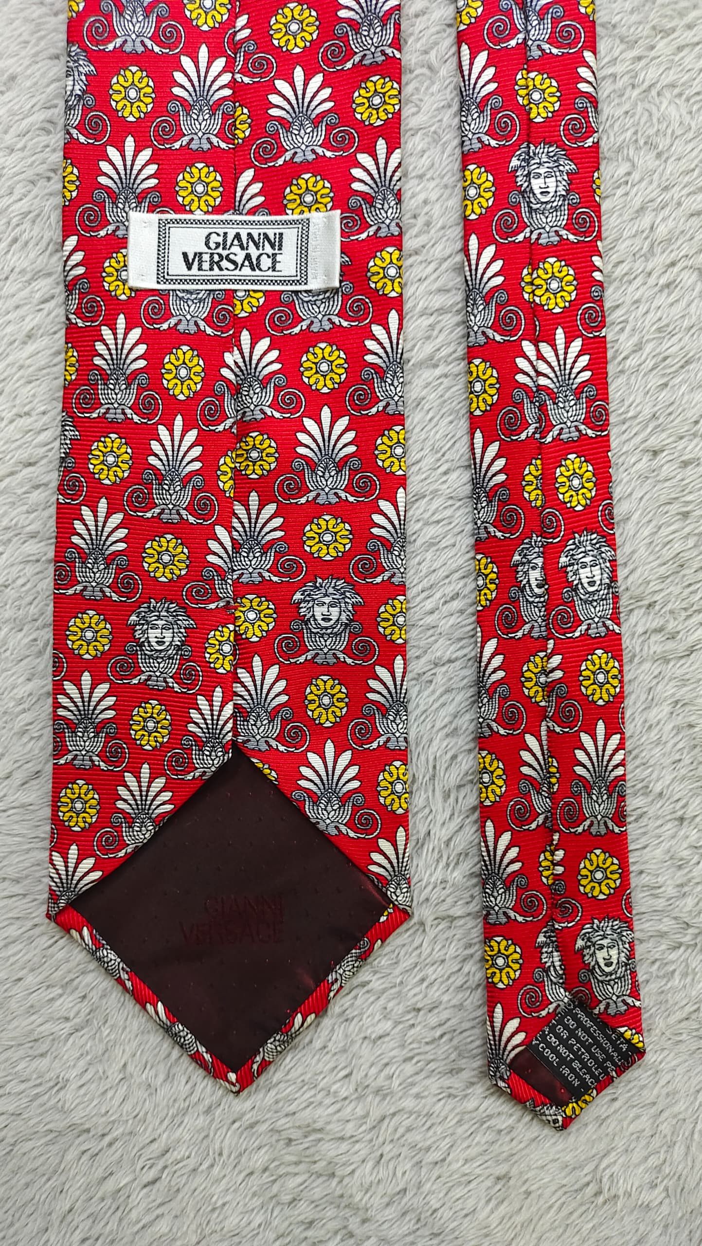Versace Gianni Versace Red Tie Medusa Head & Baroque Floral Pattern Size ONE SIZE - 5 Thumbnail