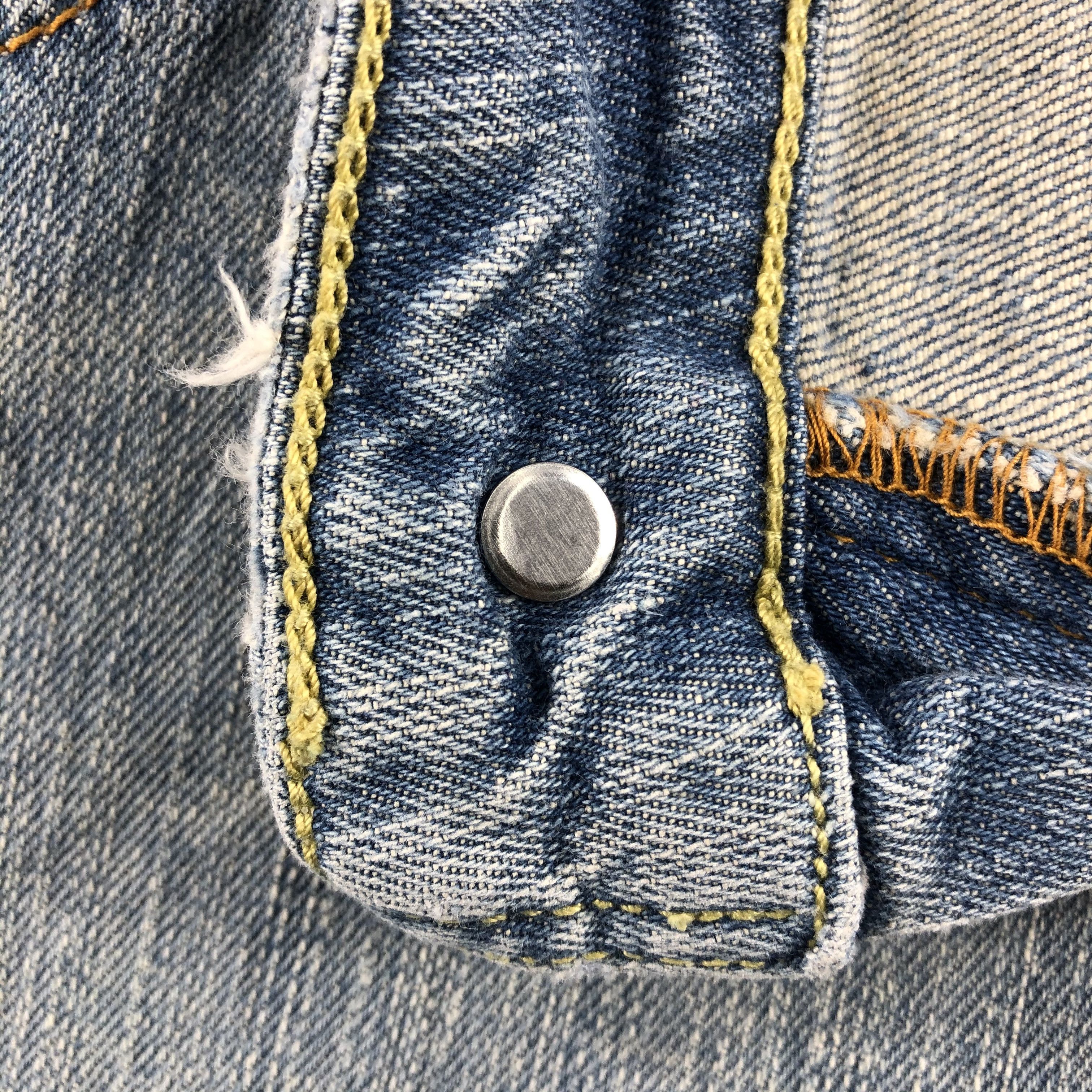 Levi's Vintage Light Wash Levis 518 Jeans-J1670 Size US 39 - 13 Thumbnail