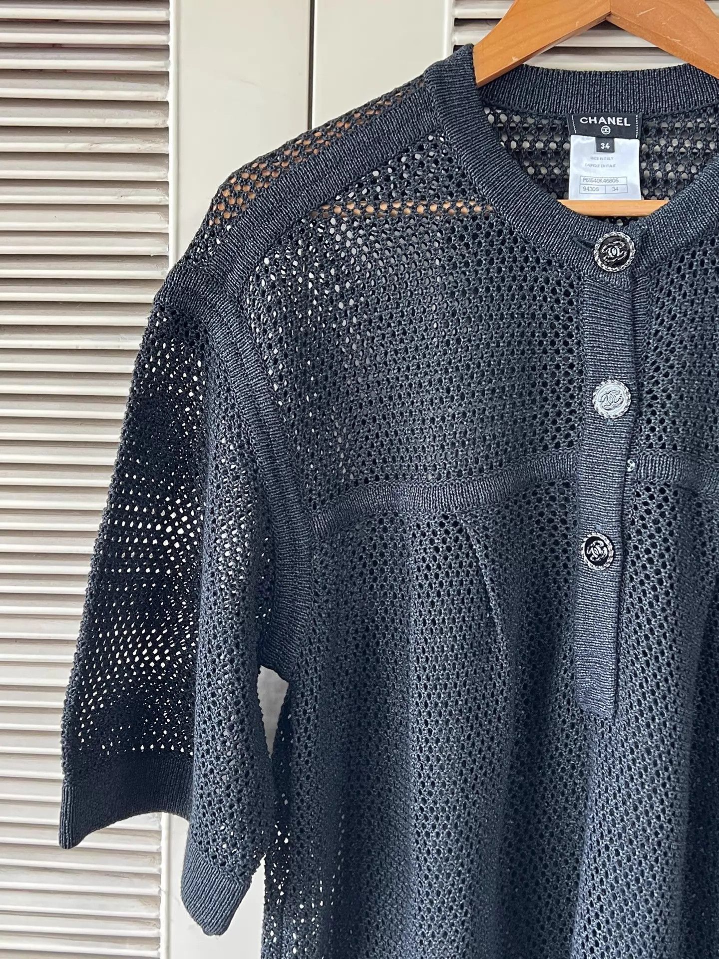Chanel Chanel black openwork knit short cardigan 34 CC Size XS / US 0-2 / IT 36-38 - 4 Thumbnail