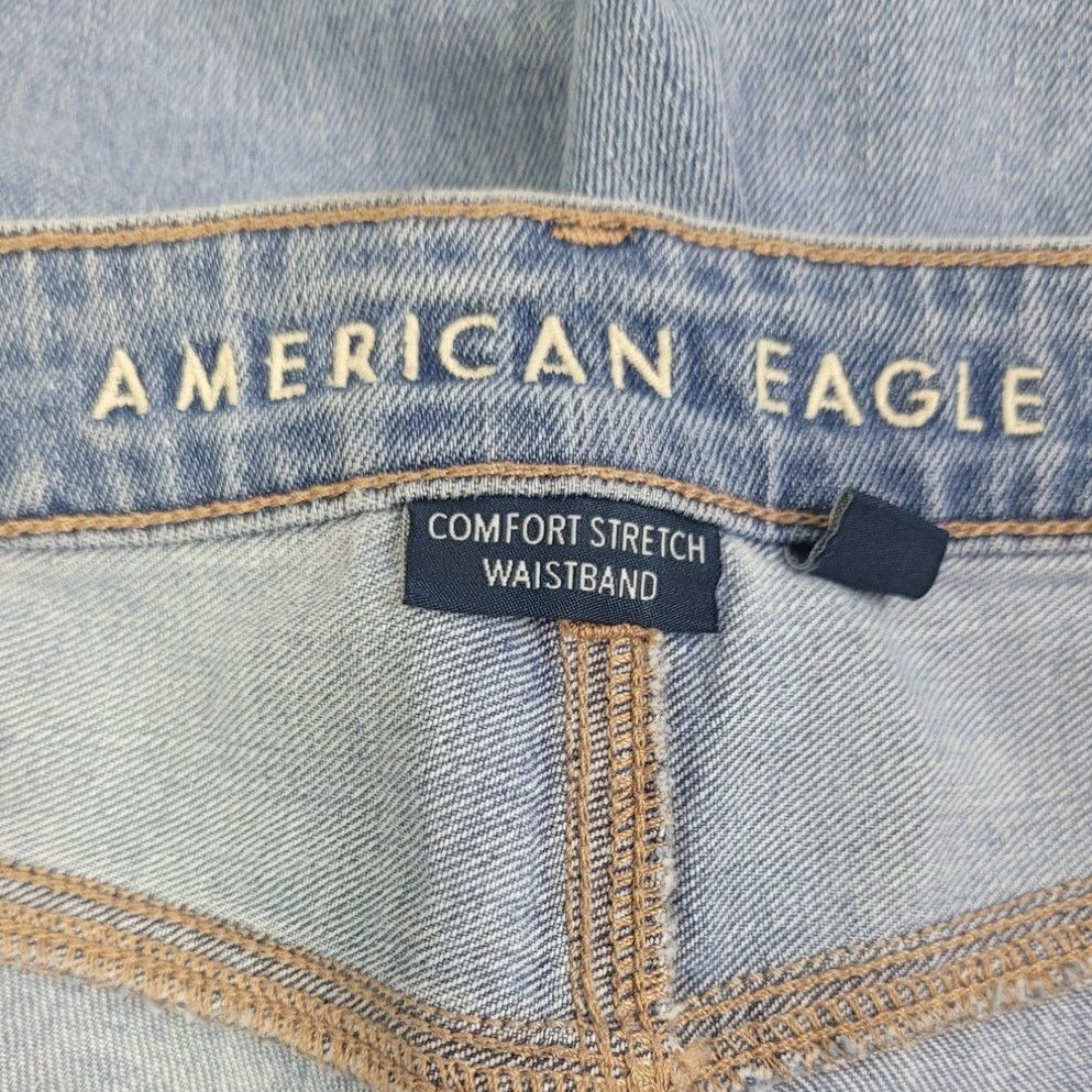 American Eagle Outfitters New American Eagle Size 00 Regular Mom Jean Denim Blue Jeans Size 24" / US 00 / IT 34 - 4 Thumbnail