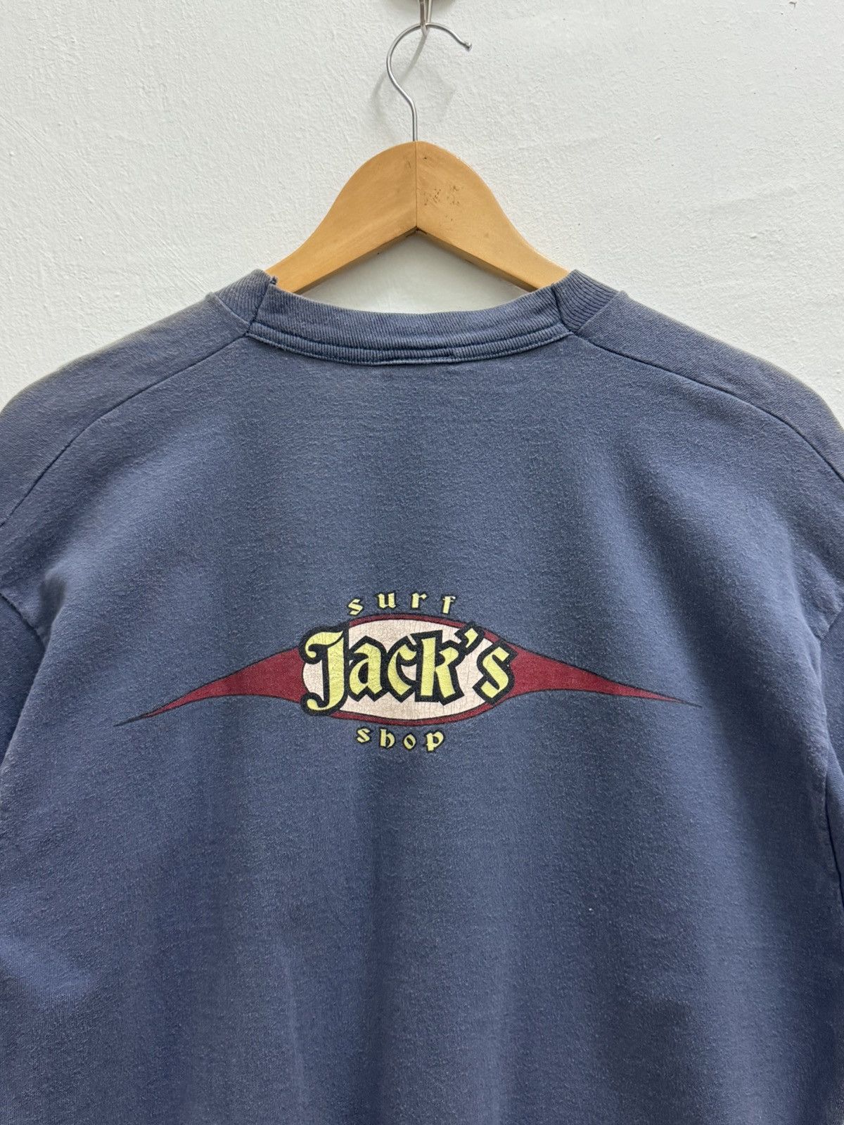 Vintage VINTAGE 90's JACK'S CENTRE LOGO SURFBOARDS SURFING TEE Size US L / EU 52-54 / 3 - 10 Thumbnail
