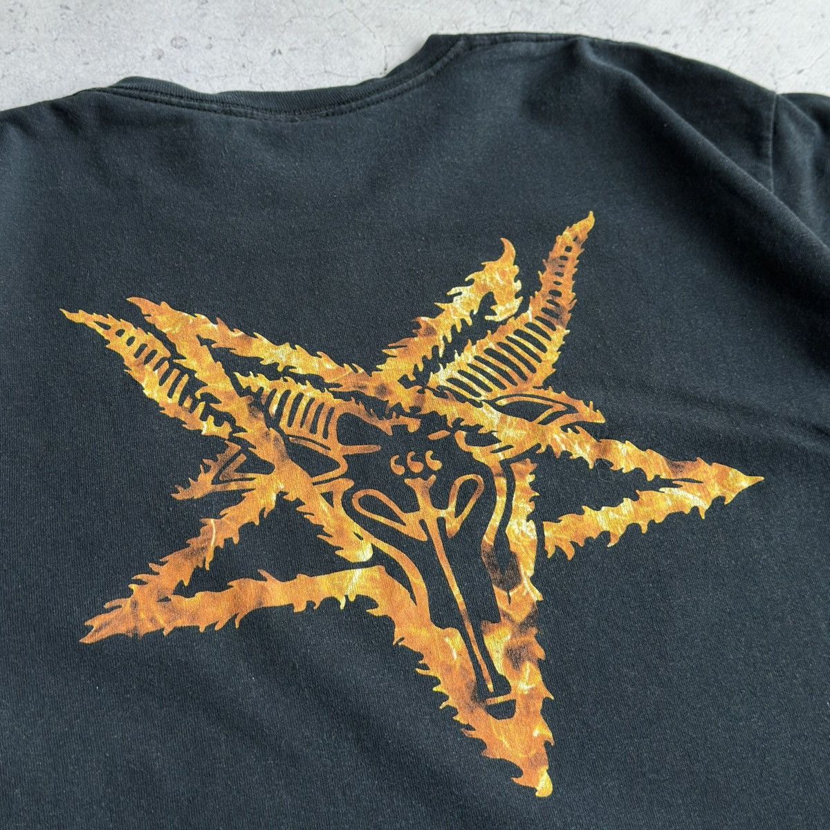 Thrasher VINTAGE Y2K THRASHER FLAME LOGO TEE Size US L / EU 52-54 / 3 - 6 Thumbnail