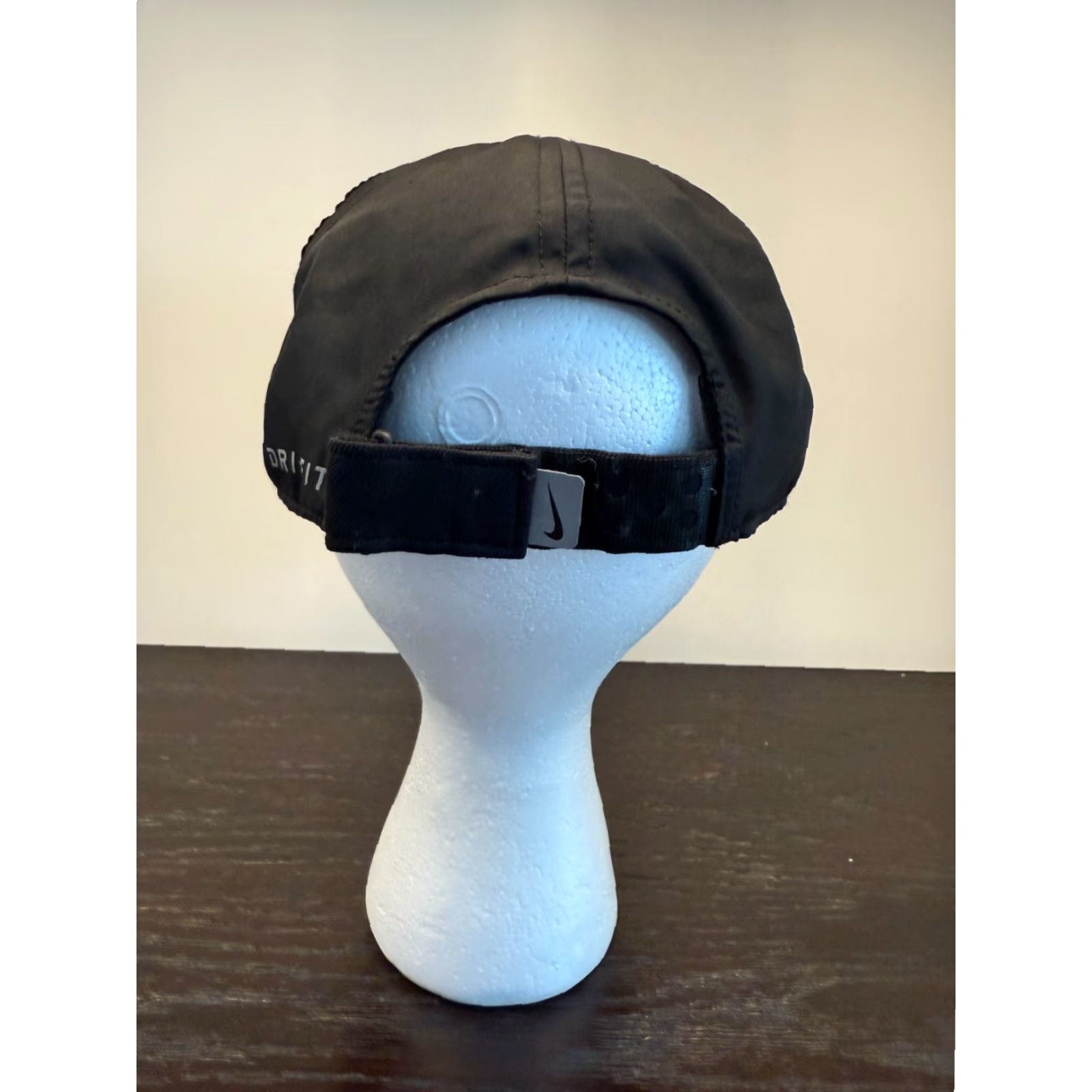 Nike Nike Hat Women One Size Black Dri-Fit Featherlight Strapback Run Tennis Size ONE SIZE - 4 Thumbnail