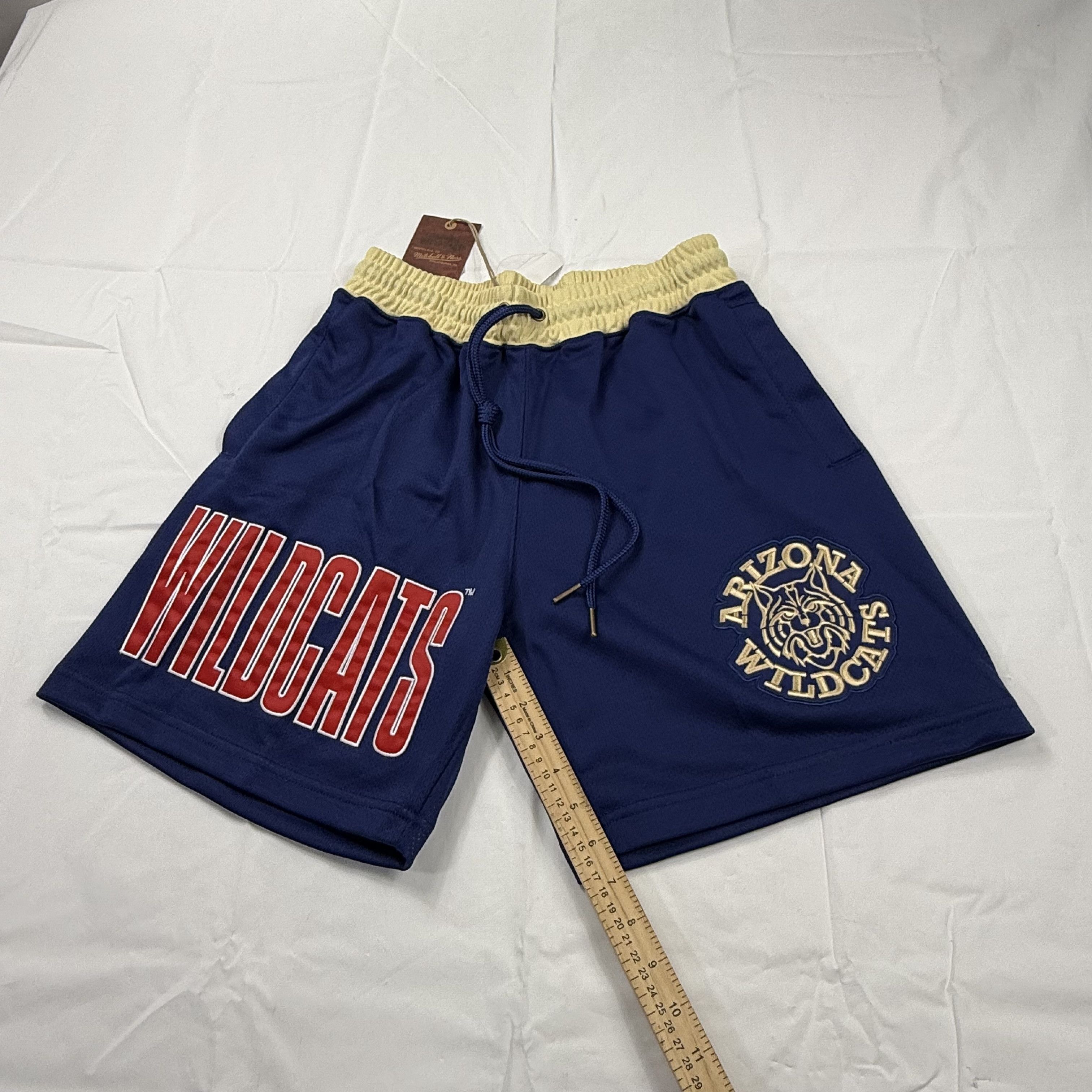 Mitchell & Ness Mitchell & Ness Arizona Wildcats Mesh Basketball Shorts Size US 30 / EU 46 - 2 Thumbnail