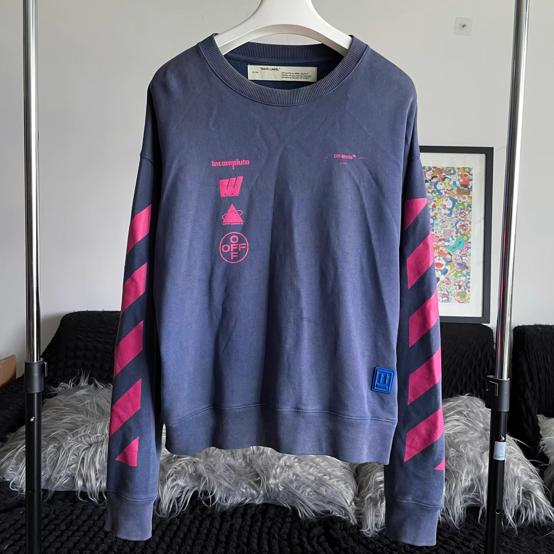 Off-White Off-White White Pink Logo Sweatshirt Size M / US 6-8 / IT 42-44 - 1 Thumbnail