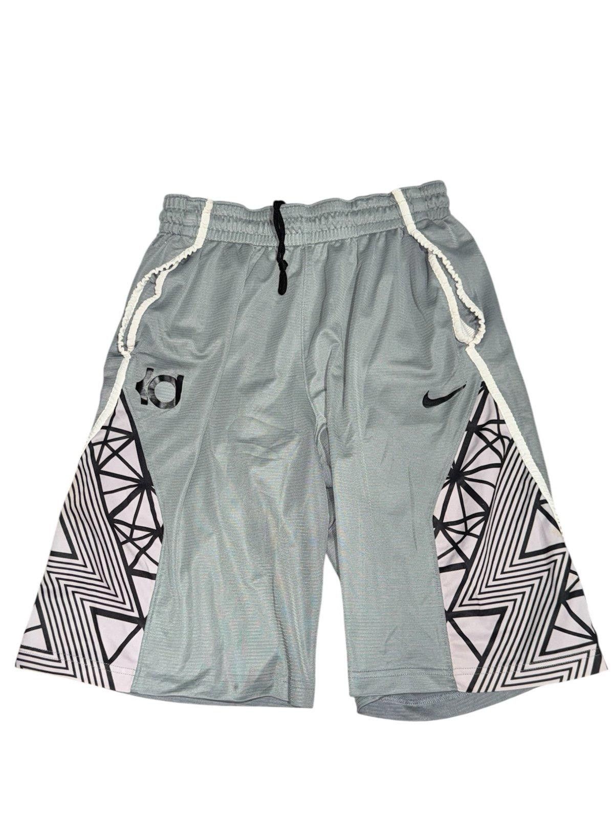 Nike Vintage Nike KD Mesh Hoop Shorts Basketball Mens Sz M Rare Size US 32 / EU 48 - 1 Thumbnail