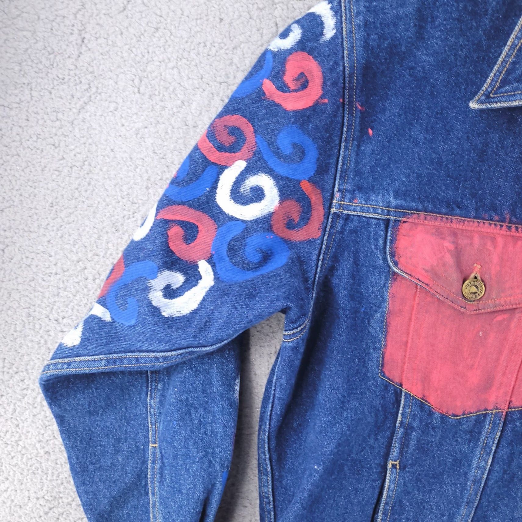 Liz Claiborne Liz Claiborne Jacket Womens 12 Blue Denim USA Flag Oversized Size 34" / US 12 / IT 48 - 4 Thumbnail