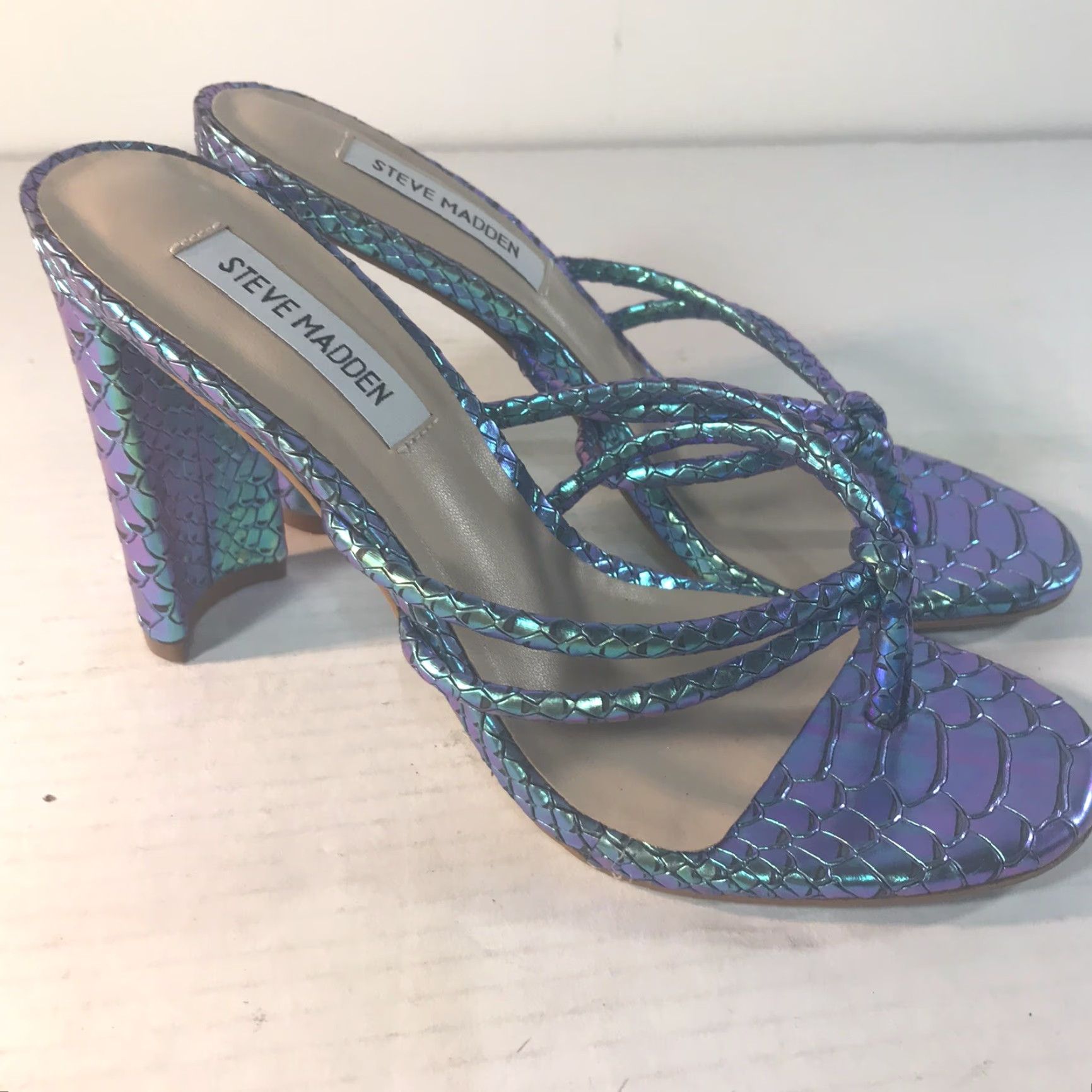 Steve Madden Steve Madden Unreal Iridescent Women's Leather Strappy Thong Heels Size 7B High Block Heel Summer Modern Going Out Size US 7 / IT 37 - 3 Thumbnail