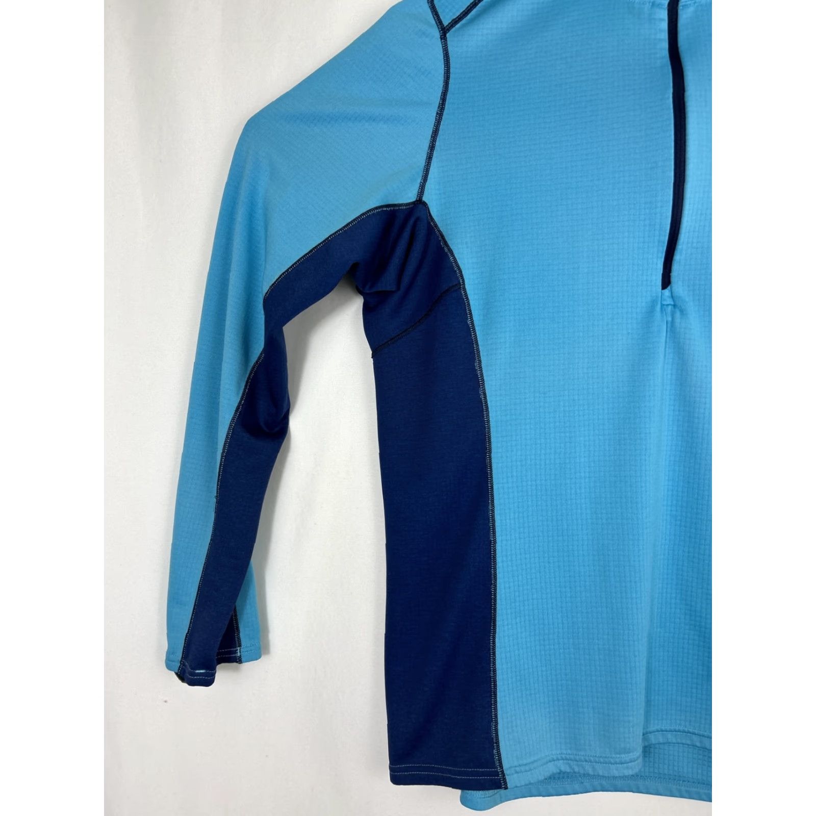 Patagonia Patagonia Capilene Baselayer Midweight Polartec 1/2 Zip Top Womens L blue Mock Size L / US 10 / IT 46 - 2 Thumbnail