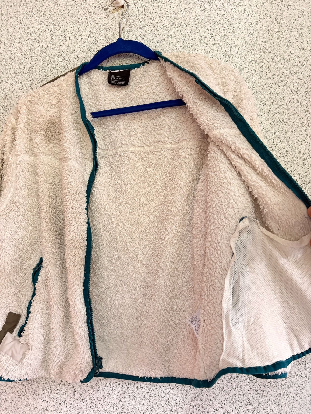 Nike Nike WILD Creme Tone Outdoor Fleece Jacket S41 for Women 🔥 Size XS / US 0-2 / IT 36-38 - 9 Thumbnail