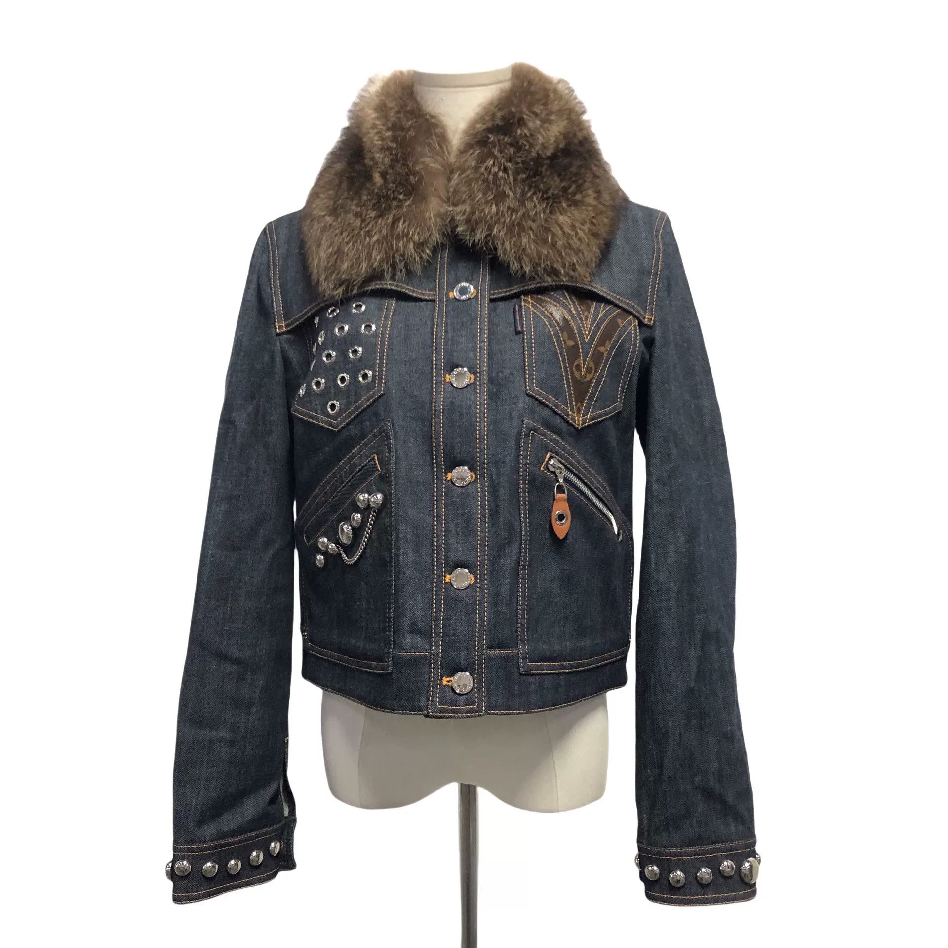 Louis Vuitton louis vuitton denim jacket with detachable fur collar Size US M / EU 48-50 / 2 - 2 Thumbnail