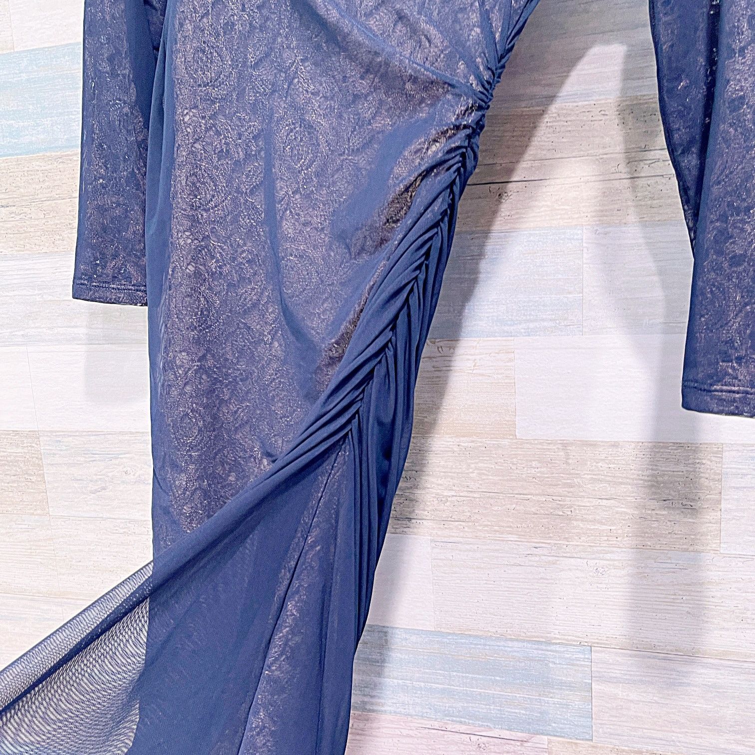 Reiss REISS Ruched Floral Mesh Overlay Bodycon Dress Blue Cream 4 Size S / US 4 / IT 40 - 3 Thumbnail