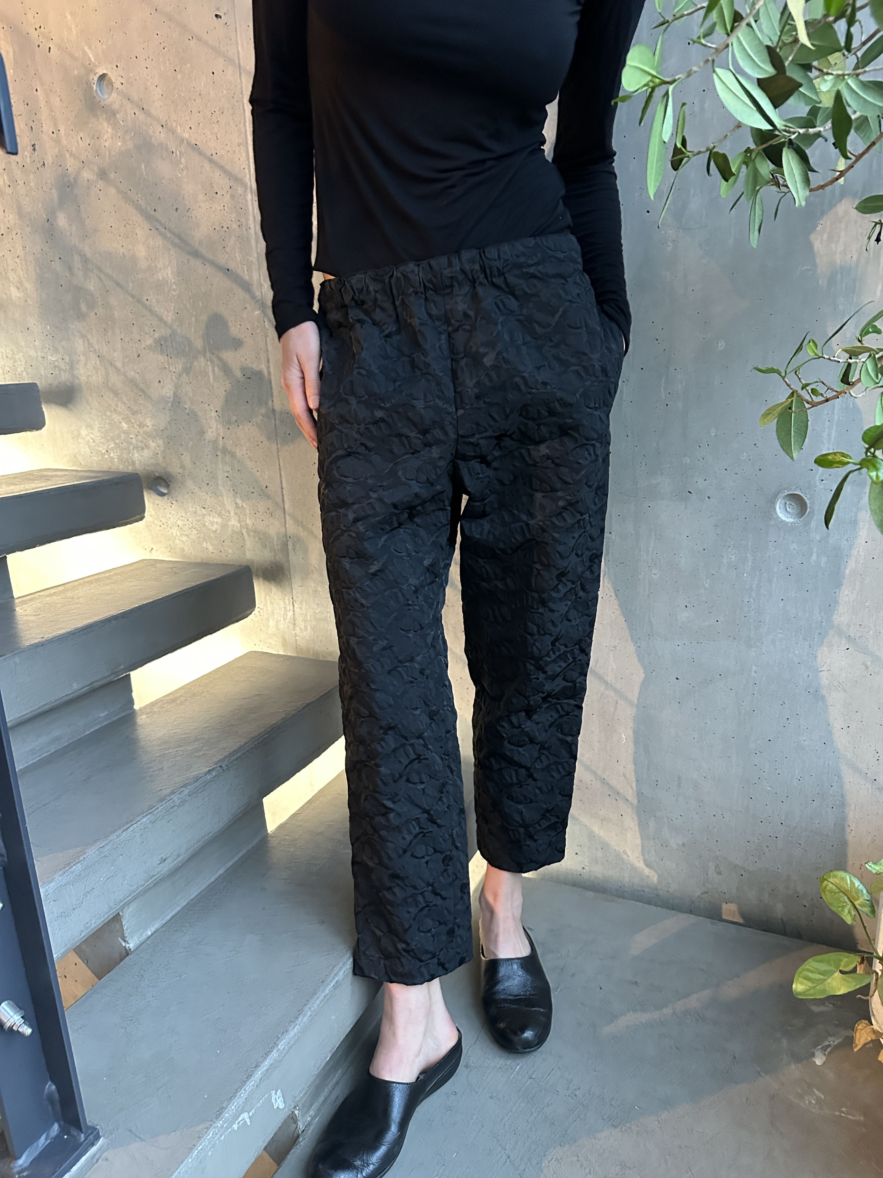Comme des Garcons Textured black pant Size 34" / US 12 / IT 48 - 6 Thumbnail