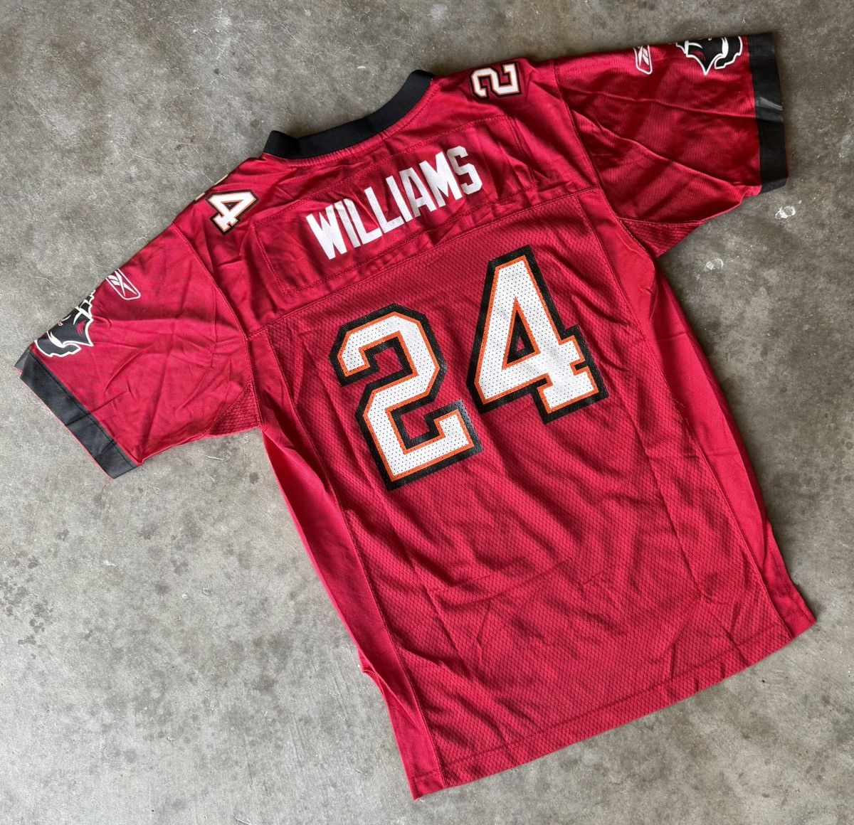 Reebok × Vintage Tampa Bay Buccanners Football Jersey by Reebok Size Large Size US L / EU 52-54 / 3 - 4 Thumbnail