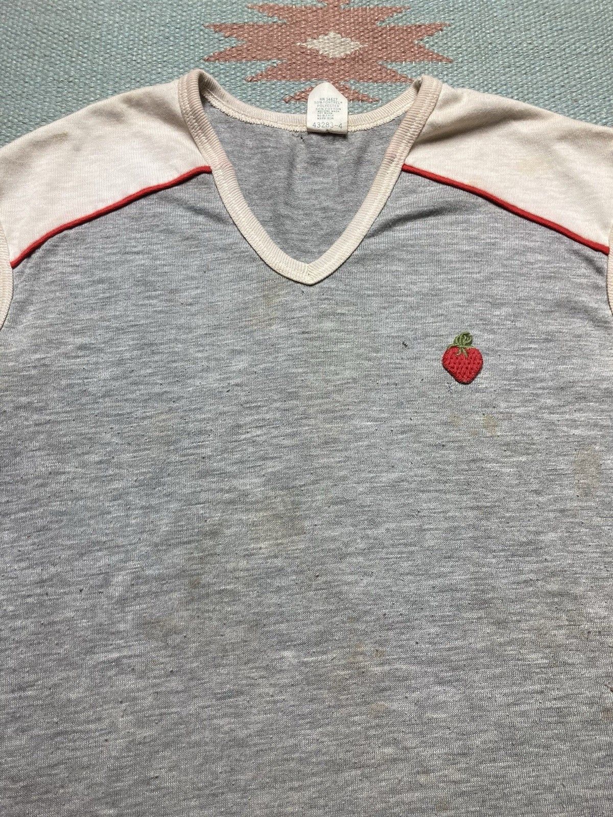 Vintage 70s sleeveless t shirt strawberry cute 14 women’s baby tee Size S / US 4 / IT 40 - 5 Thumbnail