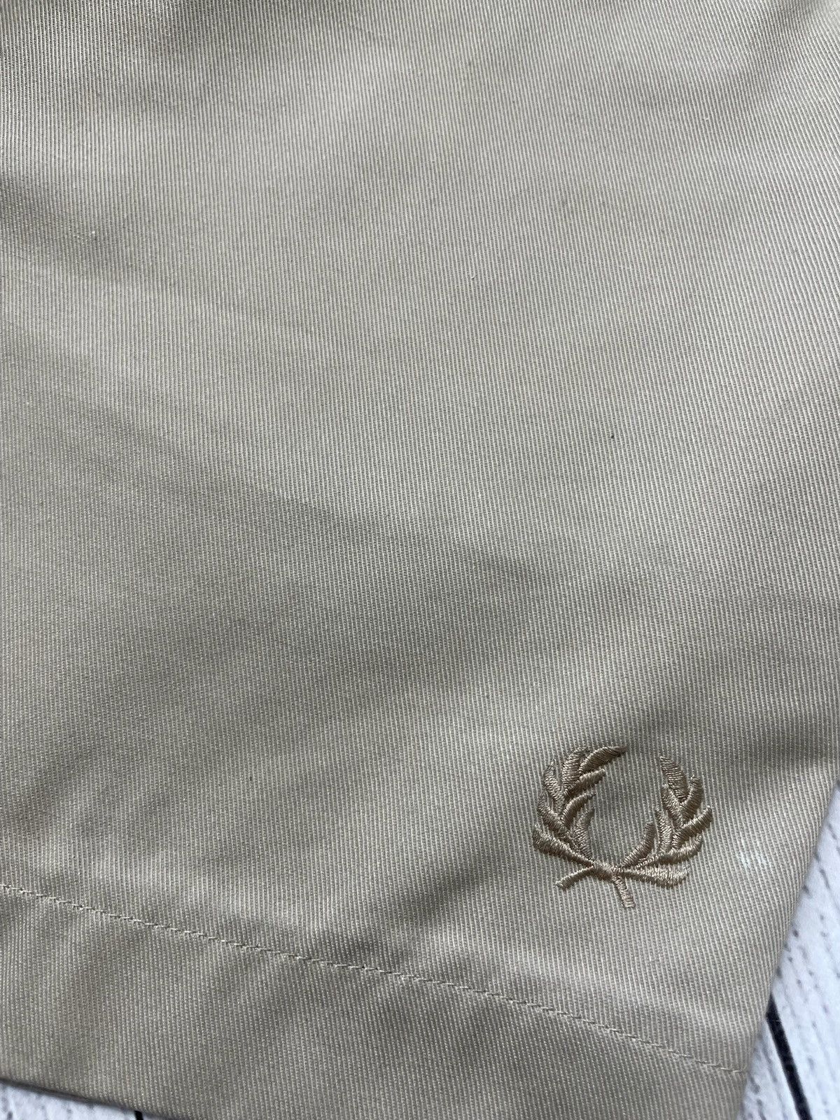 Fred Perry × Vintage Vintage Fred Perry shorts logo size M rare logo beige Size US 32 / EU 48 - 7 Thumbnail