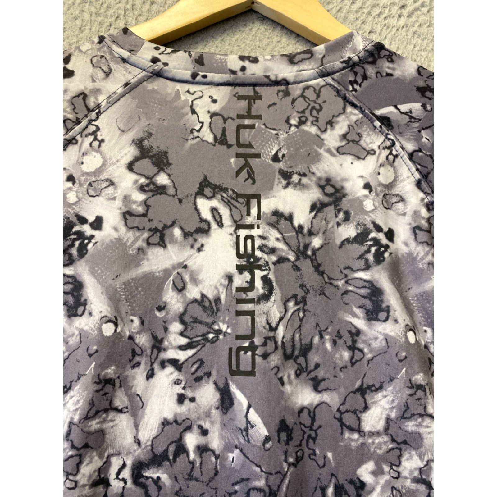 Vintage Huk Performance Fishing Camouflage Long Sleeve Shirt Gray Black Sun Mens M /136-3 Size US M / EU 48-50 / 2 - 8 Thumbnail