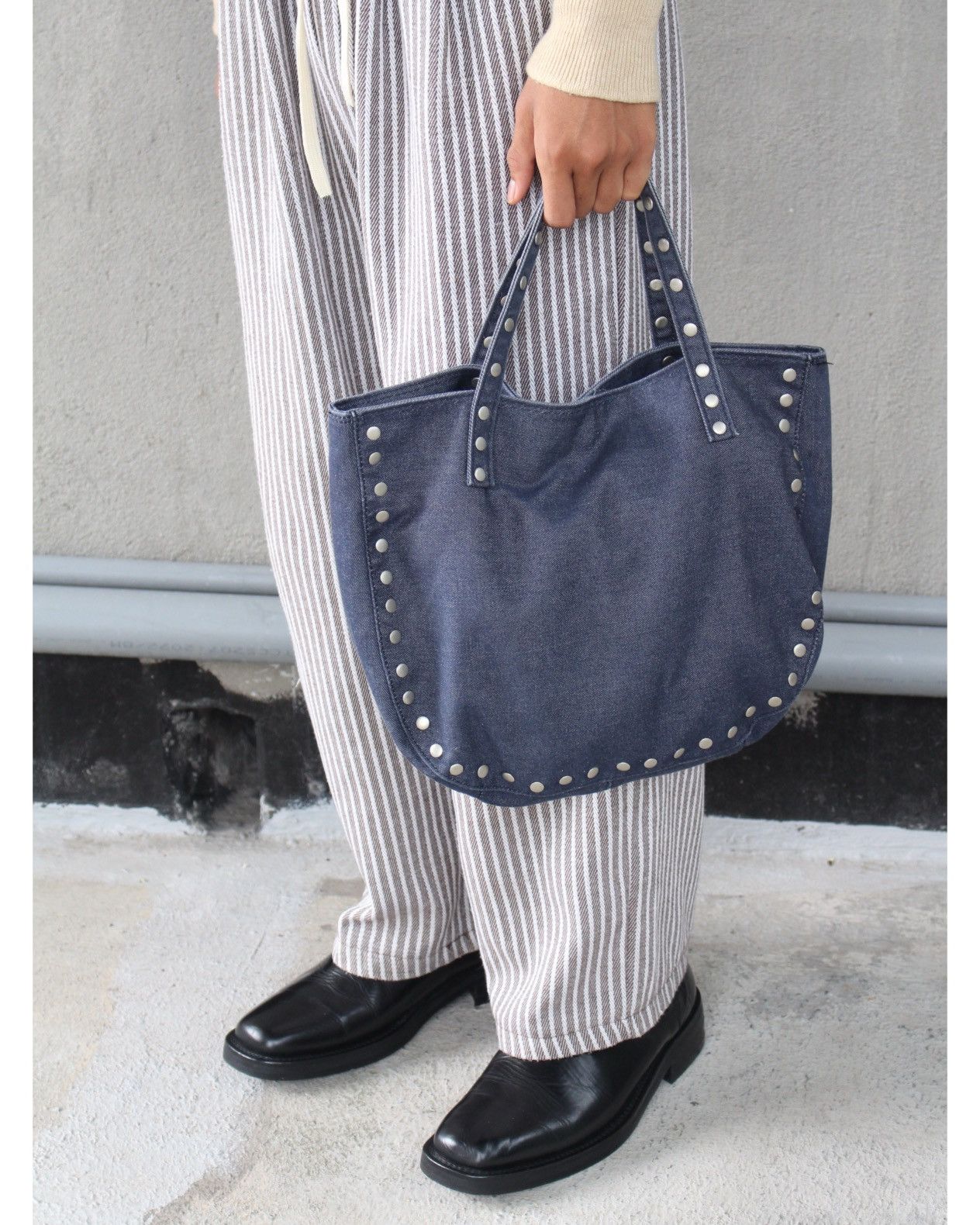 Hysteric Glamour 2000S LE COEUR BLANC RIVET SOUL DENIM TOTE BAG Size ONE SIZE - 1 Thumbnail