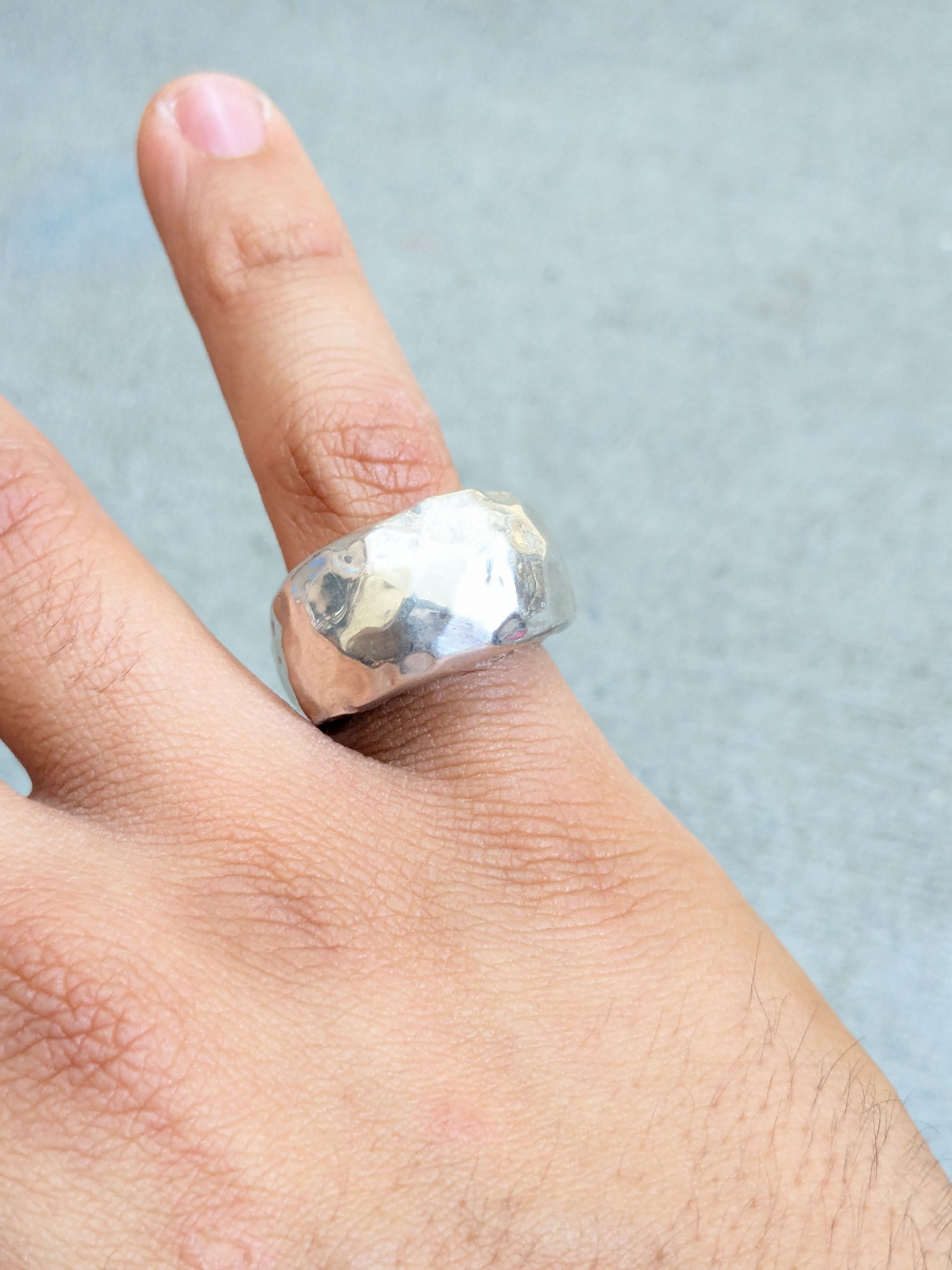 Jewelry Vintage Sterling Silver Ring 7 Modern Hammered Abstract Size ONE SIZE - 9 Thumbnail