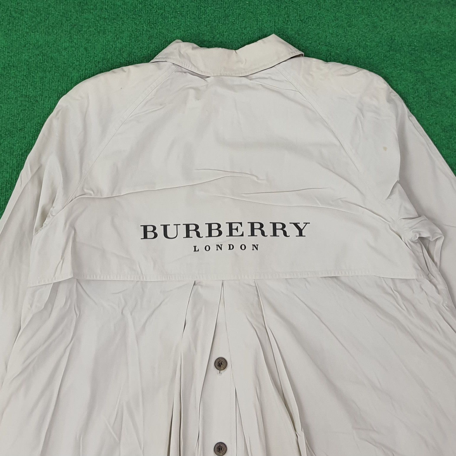Burberry Vintage Burberrys Custom Logo Trench Jacket C246N4 Size L / US 10 / IT 46 - 2 Thumbnail