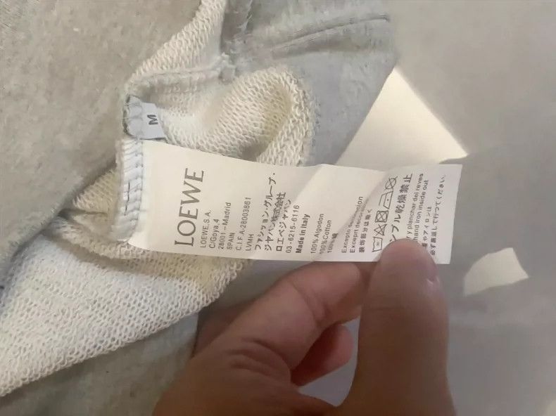 Loewe Loewe Classic Stitched Leather Pocket Logo Men's and Women Size US M / EU 48-50 / 2 - 7 Thumbnail