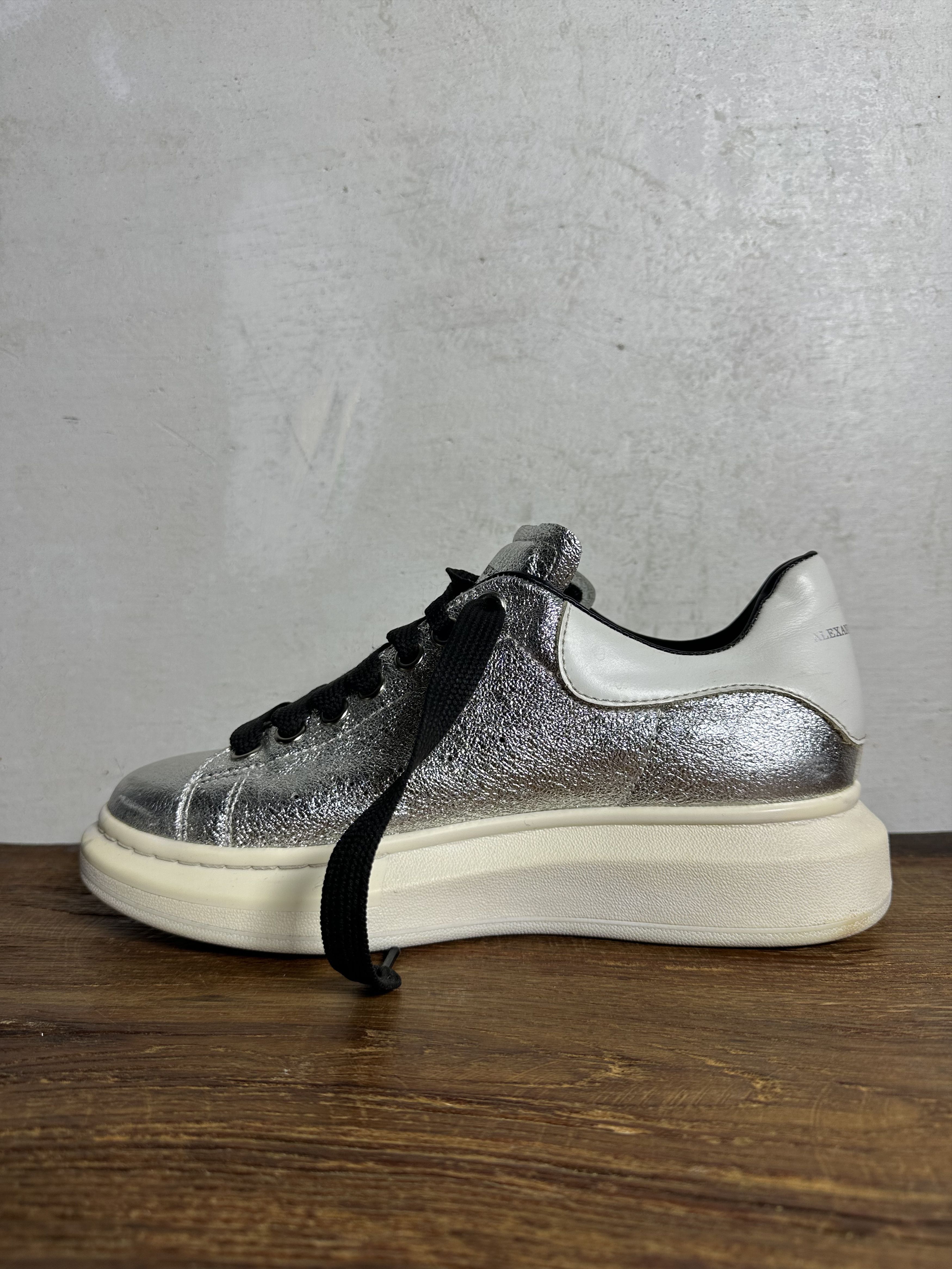 Alexander McQueen Alexander Mcqueen Oversized Silver Sneakers Size US 8 / IT 38 - 3 Thumbnail