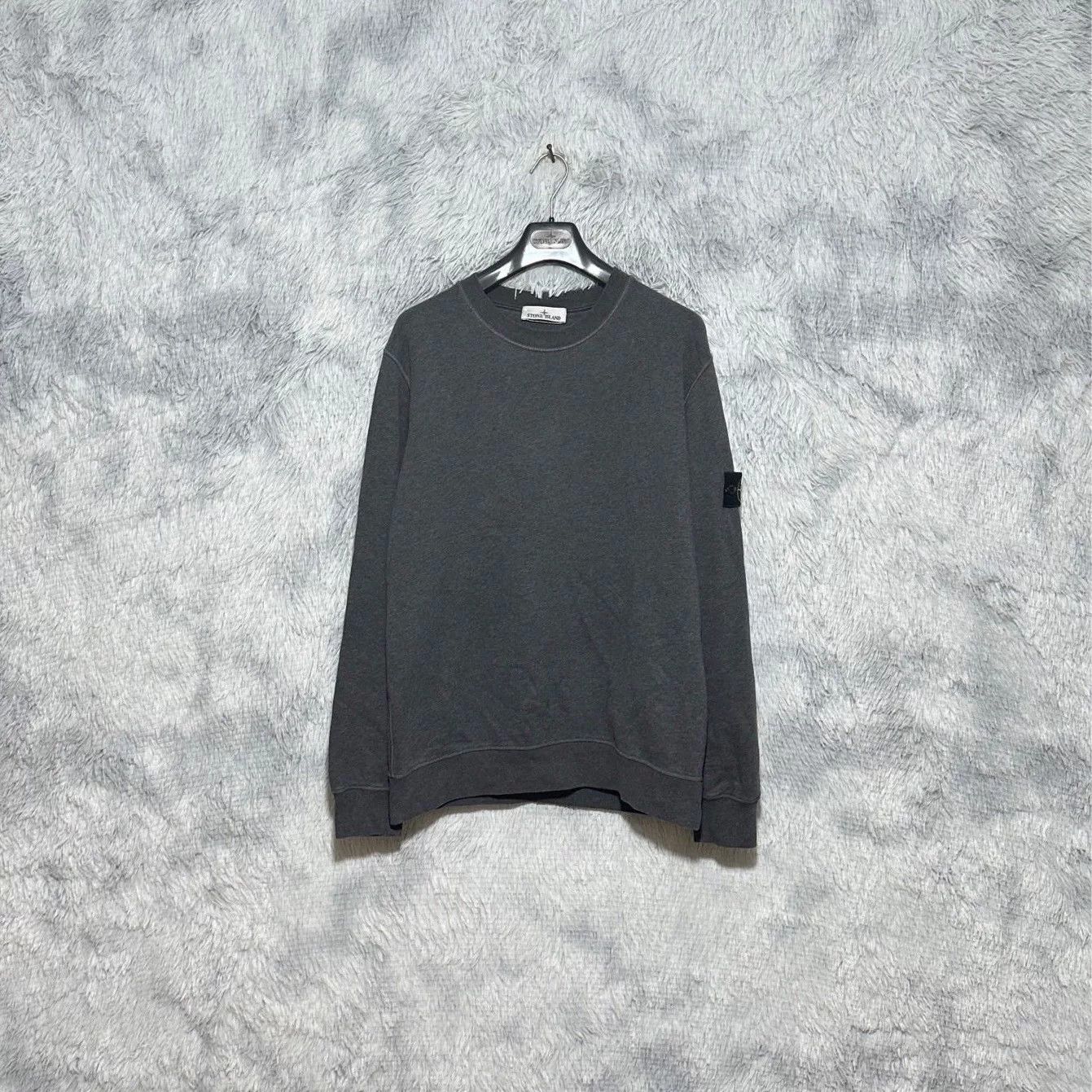 Stone Island Stone Island Gray Crewneck Designer Size US S / EU 44-46 / 1 - 1 Thumbnail