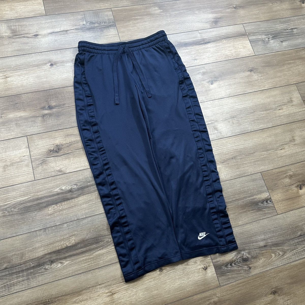 Nike Vintage 2000s Y2K Nike Navy Wide Leg Athletic Track Pants Size US 32 / EU 48 - 3 Thumbnail