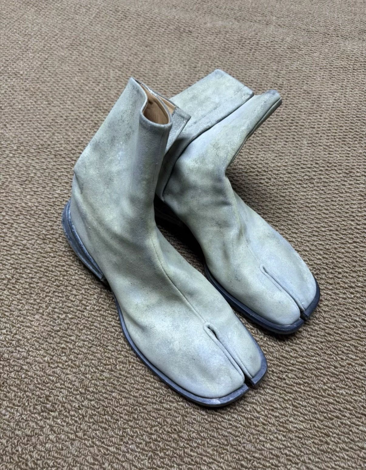 Maison Margiela Maison Margiela Painted Air Bag Tabi Chelsea Boots K37 Size US 11 / EU 44 - 1 Thumbnail