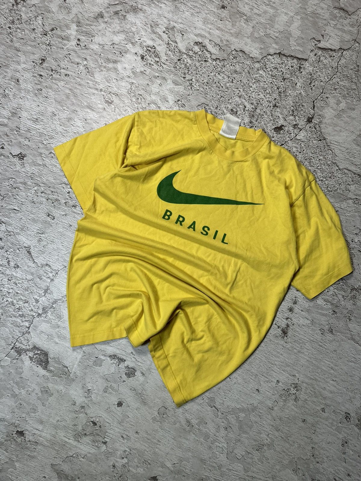 Nike Vintage nike x brasil t shirt spellout Size US M / EU 48-50 / 2 - 1 Thumbnail