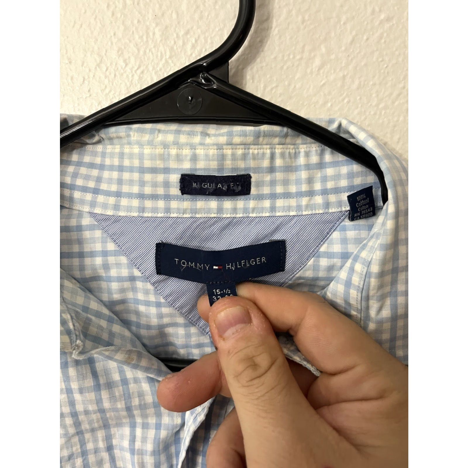 Tommy Hilfiger VINTAGE Tommy Hilfiger Blue Gingham Shirt MENS Regular Fit Short Sleeve Button-Down 15.5 Adult Medium Blue Plaid 90s Concert? Size US M / EU 48-50 / 2 - 3 Thumbnail