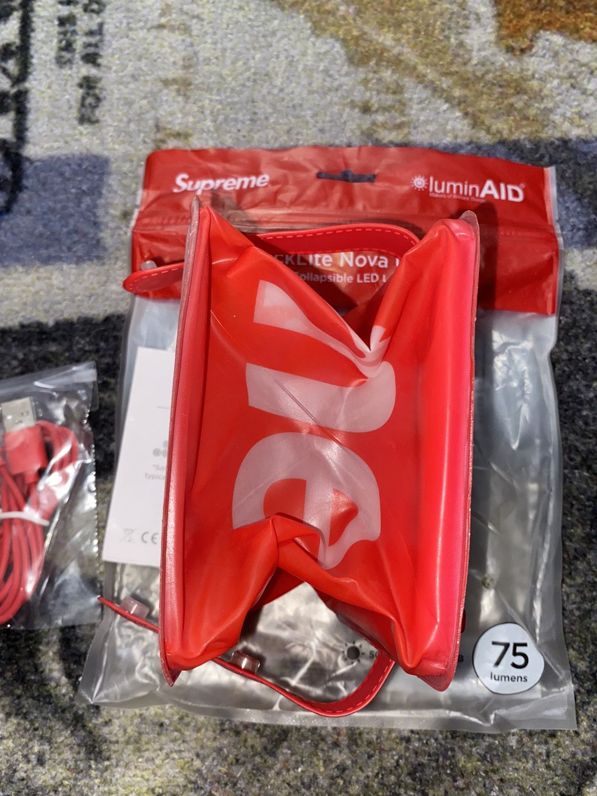 Supreme Supreme LuminAID Packlite Nova USB (2018) Size ONE SIZE - 4 Thumbnail