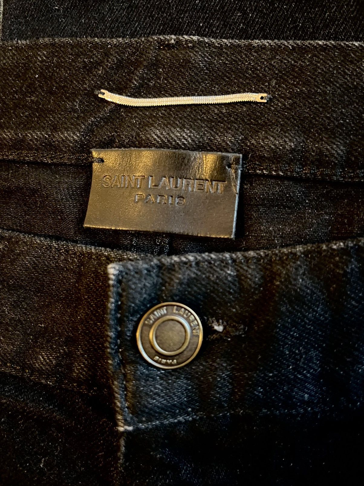 Saint Laurent Paris Saint Laurent Paris, Carrot Denim Pants in Black, D-26 34 Size US 34 / EU 50 - 6 Thumbnail