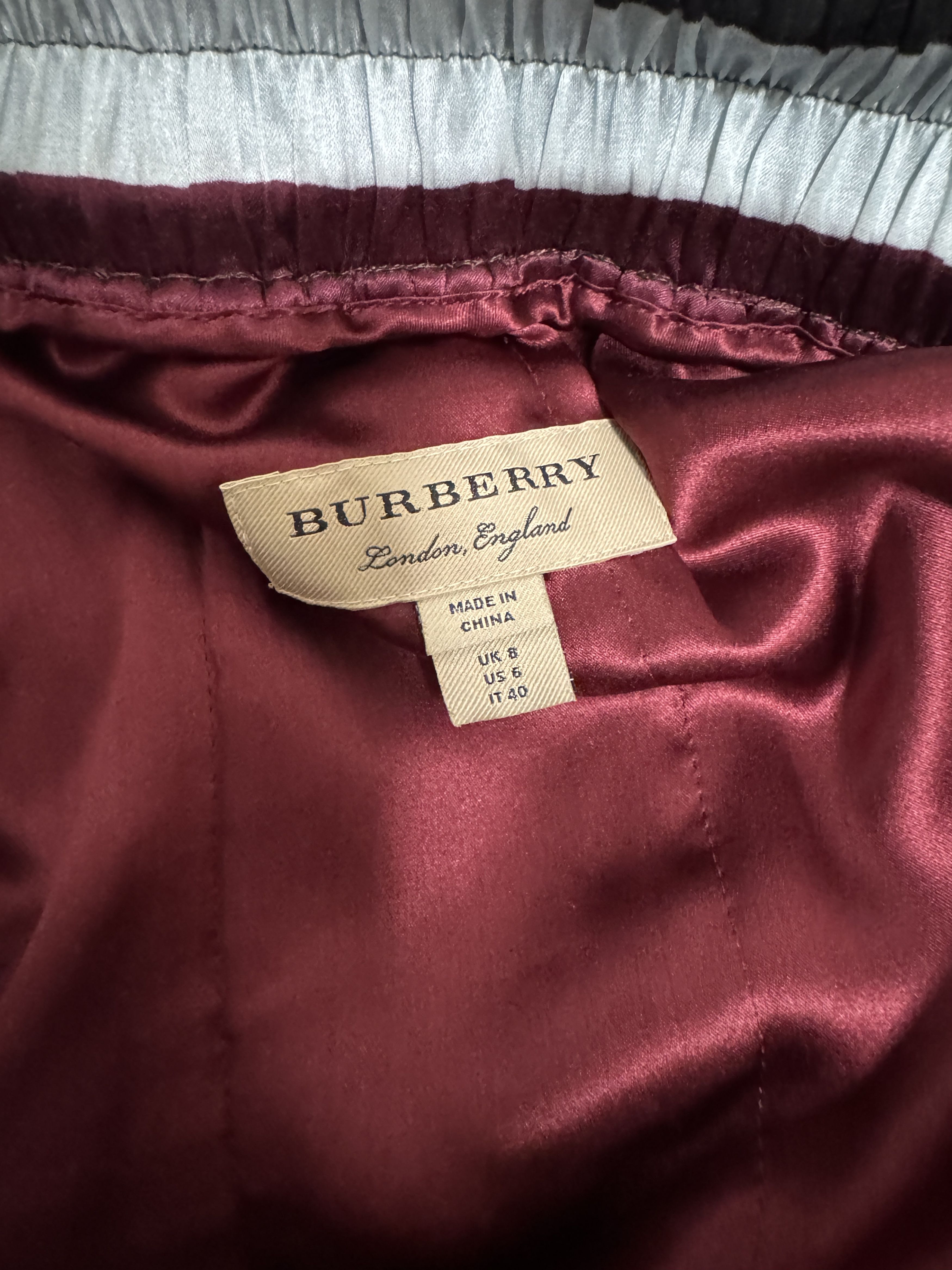 Burberry Burberry Silk Trouser Size 28" / US 6 / IT 42 - 4 Thumbnail