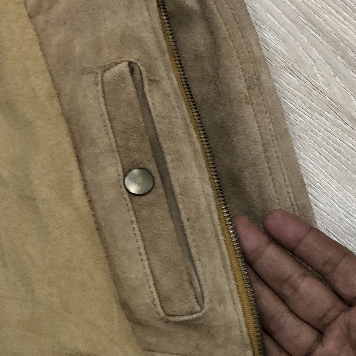 Banana Republic Vintage Banana Republic Men’s Suede Leather Bomber Jacket Size US L / EU 52-54 / 3 - 11 Thumbnail