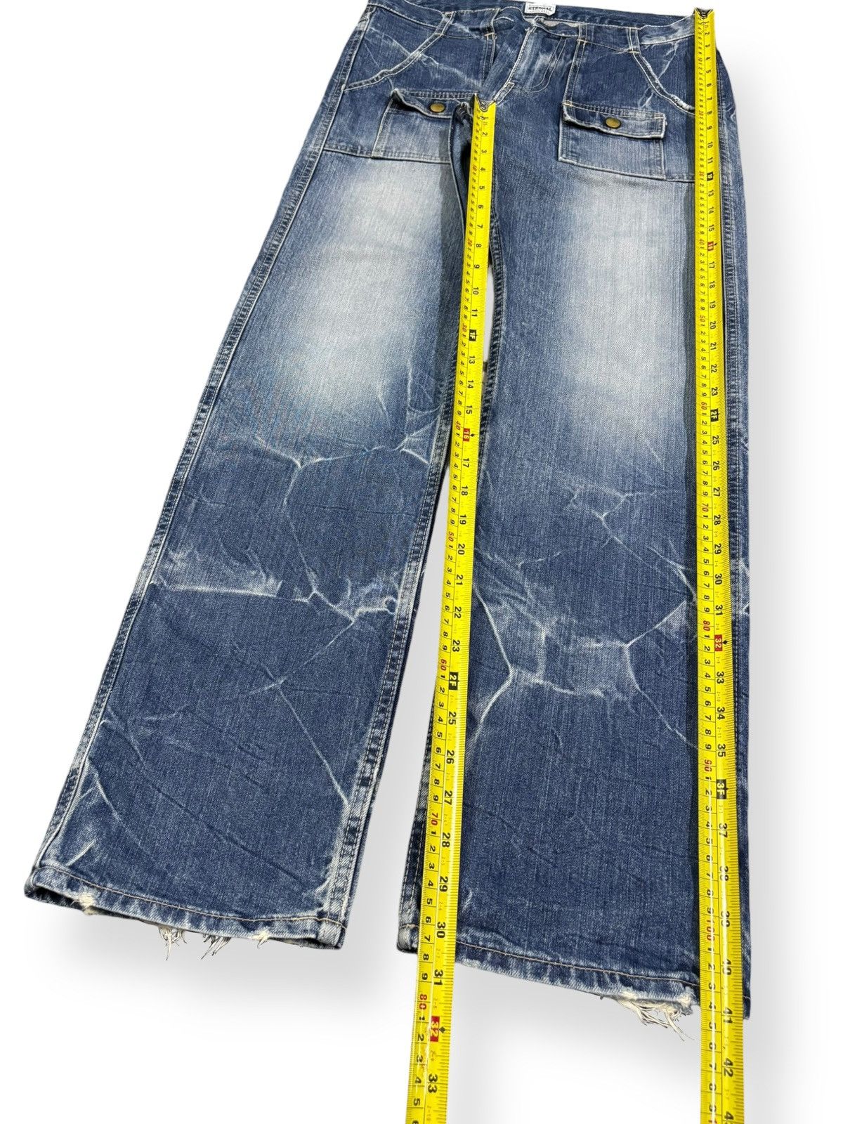 Japanese Brand Vintage 90s Eternal Union Made Cracked Wash Bush Denim Pants Size US 31 - 14 Thumbnail