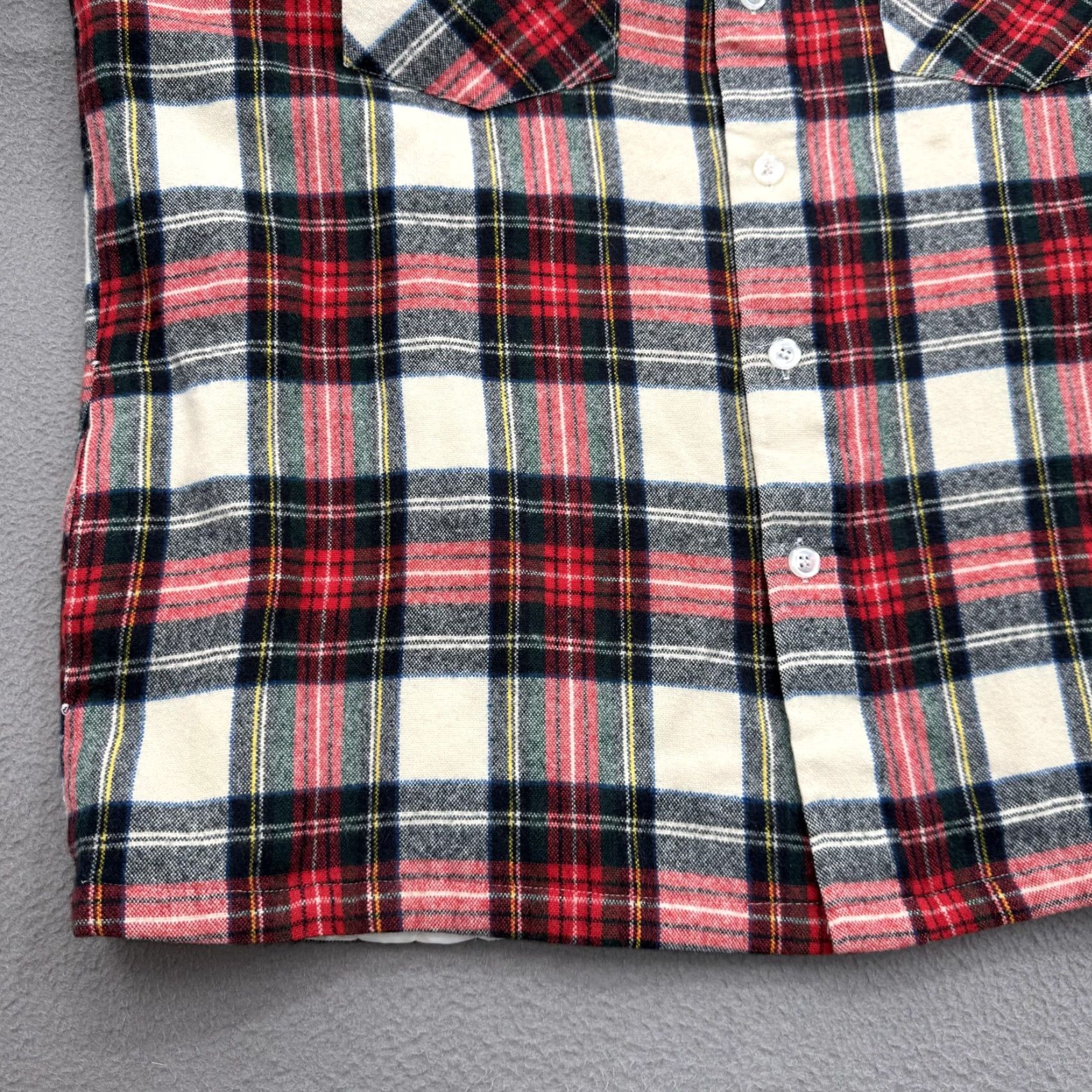 Wrangler VINTAGE Wrangler Shirt Jacket Mens XL Red Plaid Quilted Flannel Button Lined Size US XL / EU 56 / 4 - 6 Thumbnail